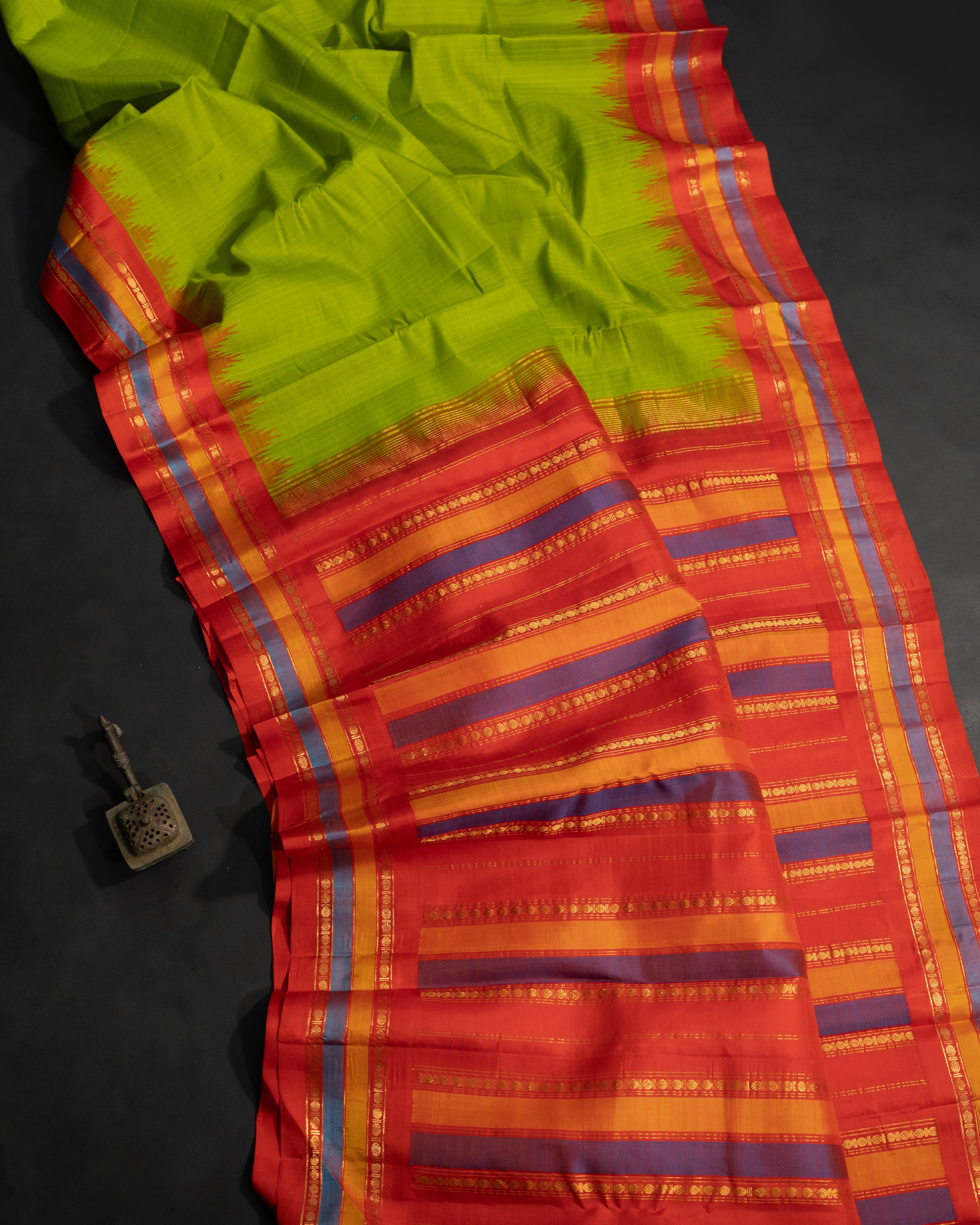 Gadwal silk cotton saree CLSA7380