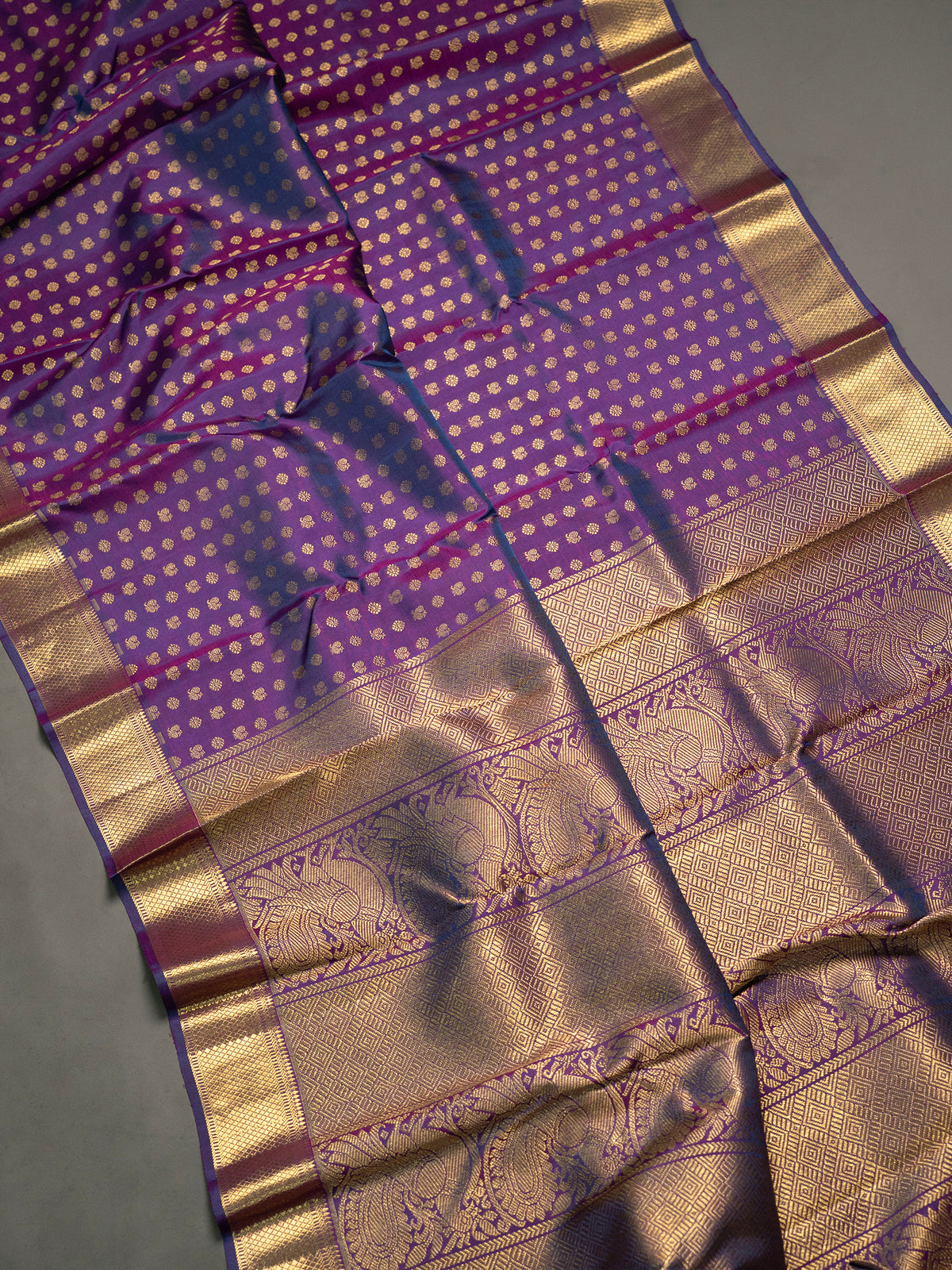Deep purple long pallu annam and chakram butta / Kanjipuram Silk Saree CLSA6839