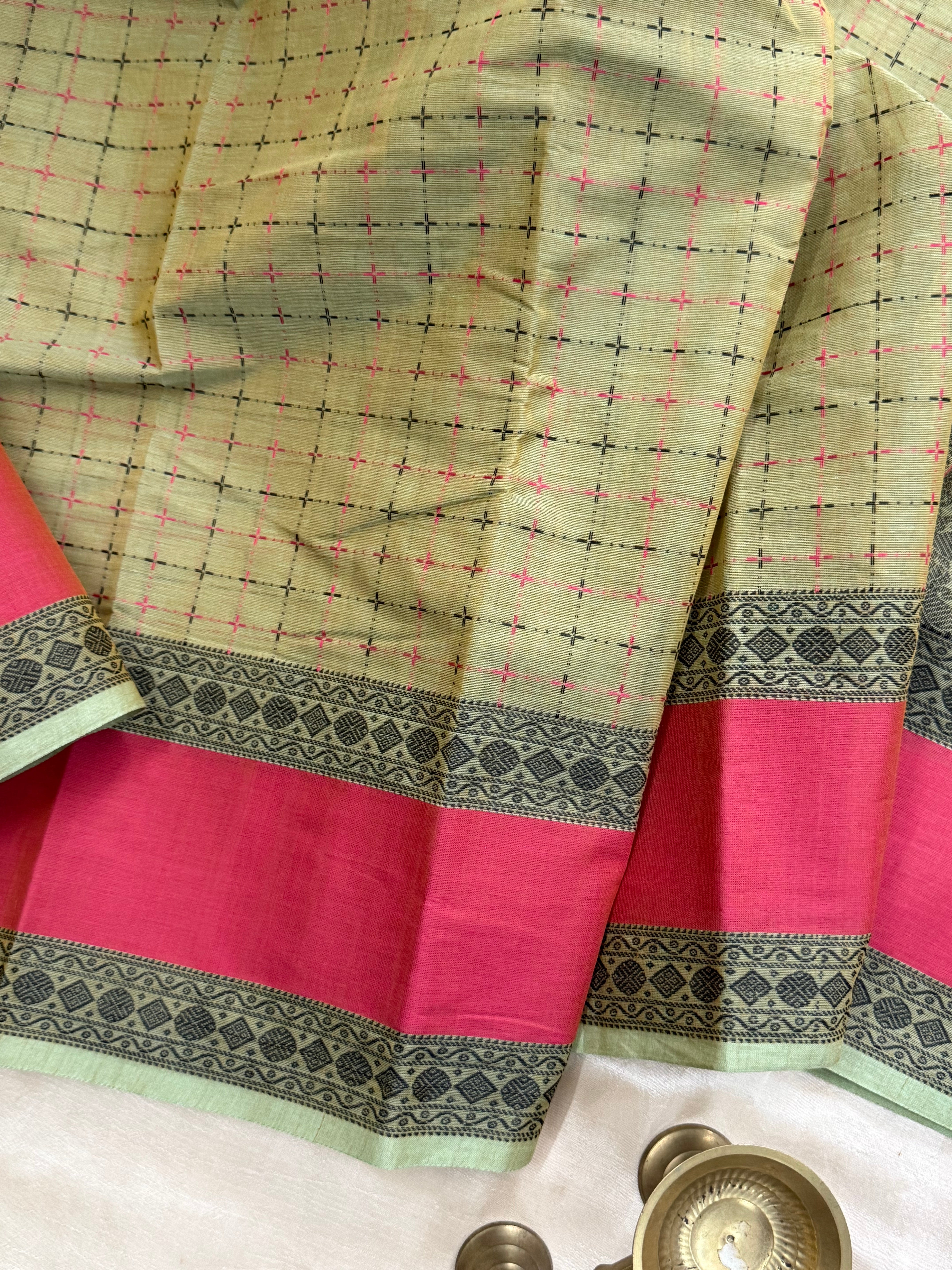 Lite green plus butta / Kanchi Cotton
