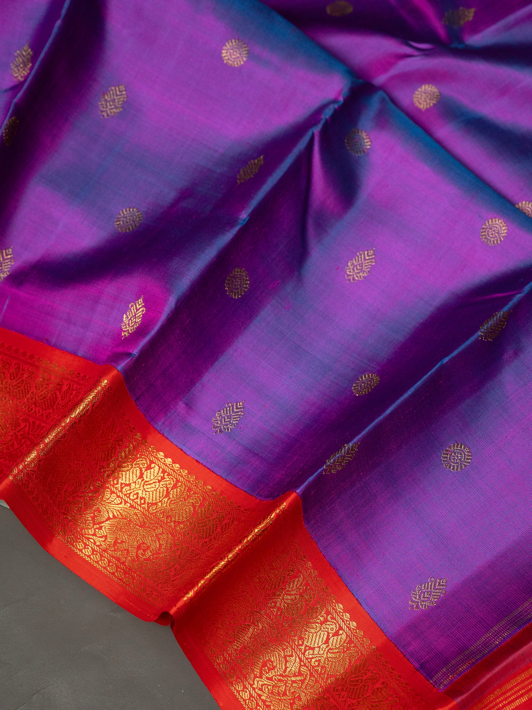 Purple shot Korvai Kanjipuram Silk Saree CLSA10162