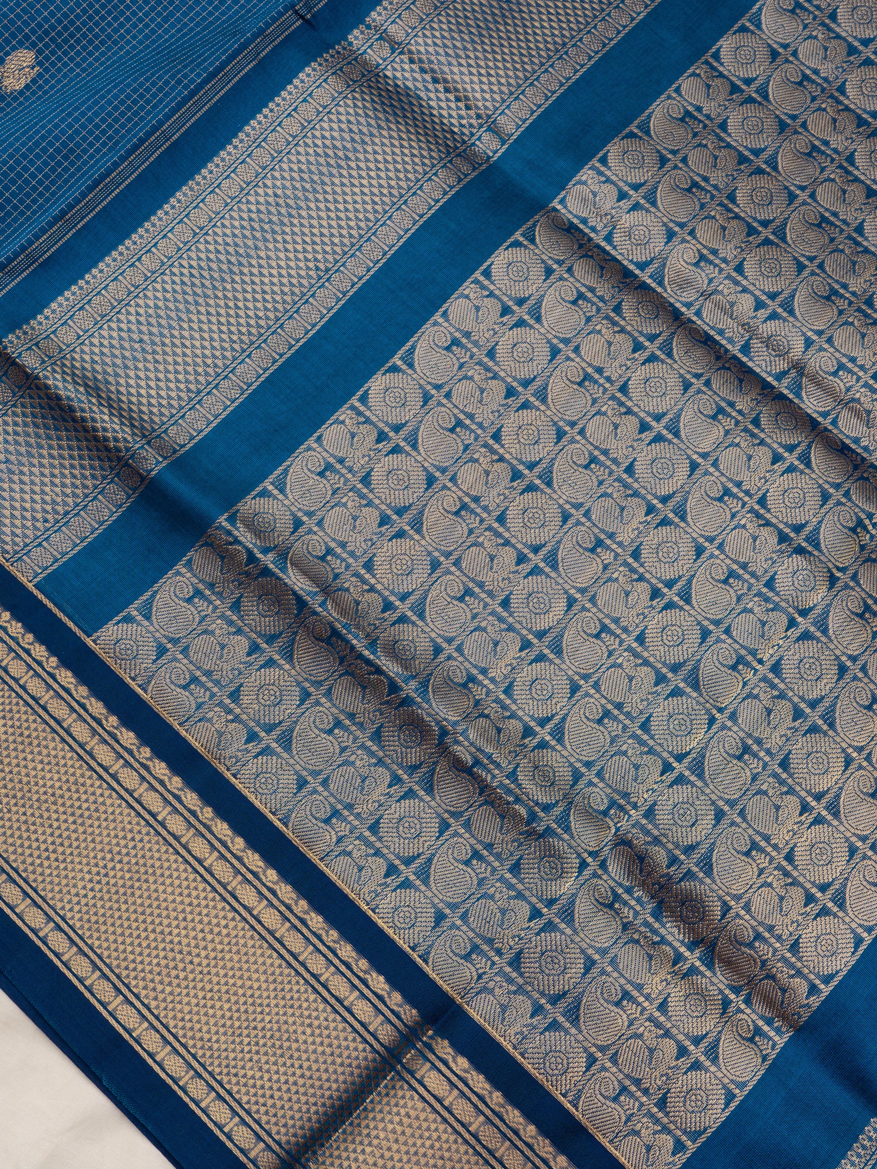 Peacock blue bettu butta/ Silk Cotton Saree CLSA10293