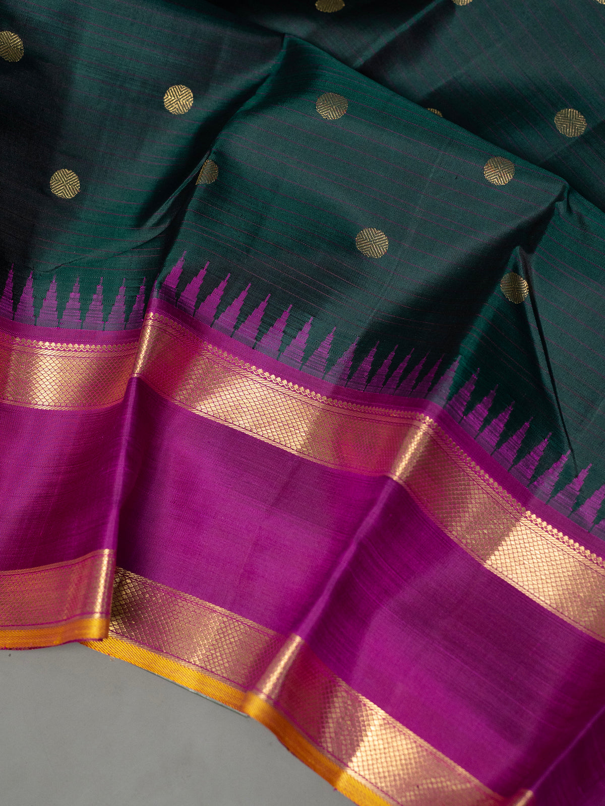 Bottle green and body thread line with Zari butta korvai pure zari/Kanjipuram Silk Saree CLSA10612