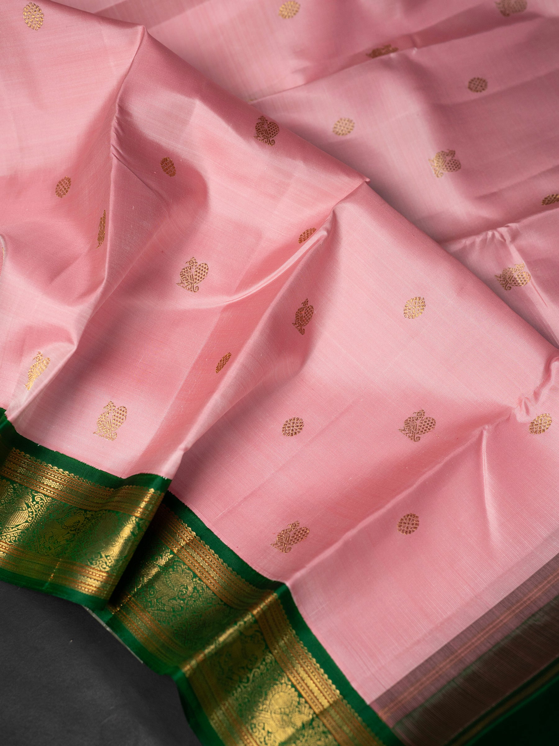 Rose milk with leaf green Korvai / Kanjipuram Silk Saree CLSA10628