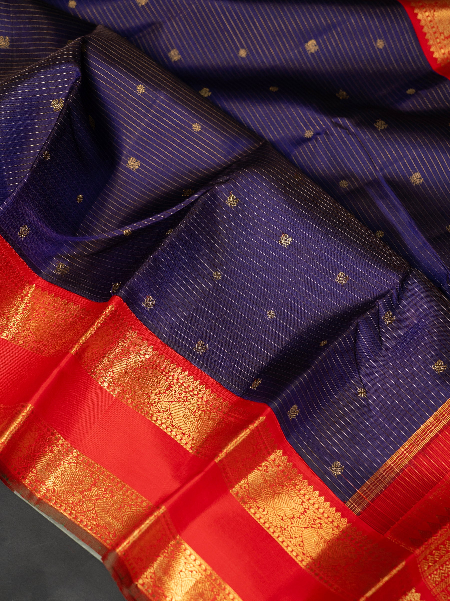 Royal blue oosi korvai Kanjipuram Silk Saree CLSA10644