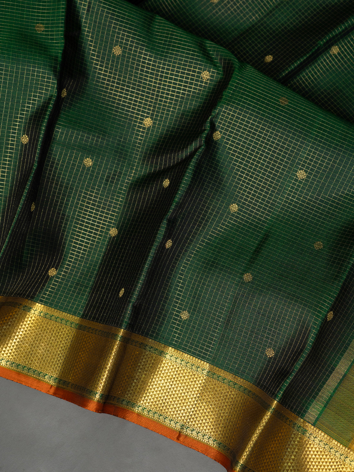 Green Zari checks with butta/Kanjipuram Silk Saree CLSA11609
