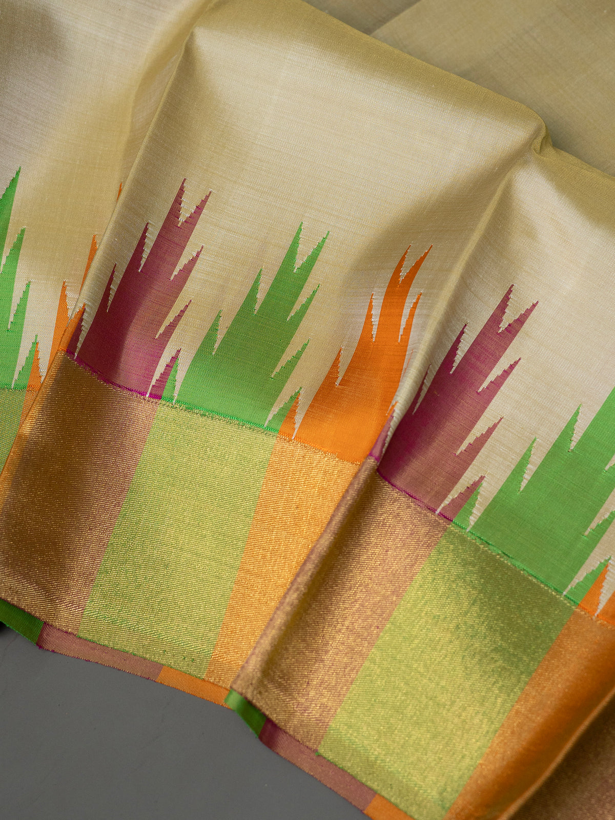 Offwhite multi color 8 kol temple border/ Kanjipuram Silk Saree CLSA2185