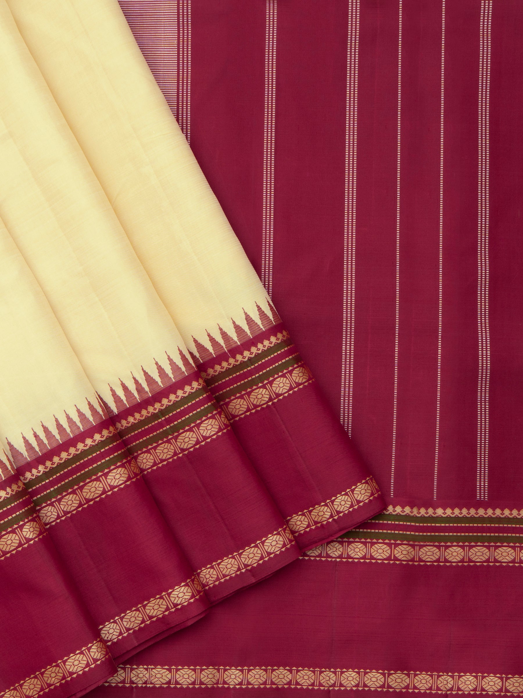 Offwhite ganga jamuna border/ Arani Silk Saree CLSA2574