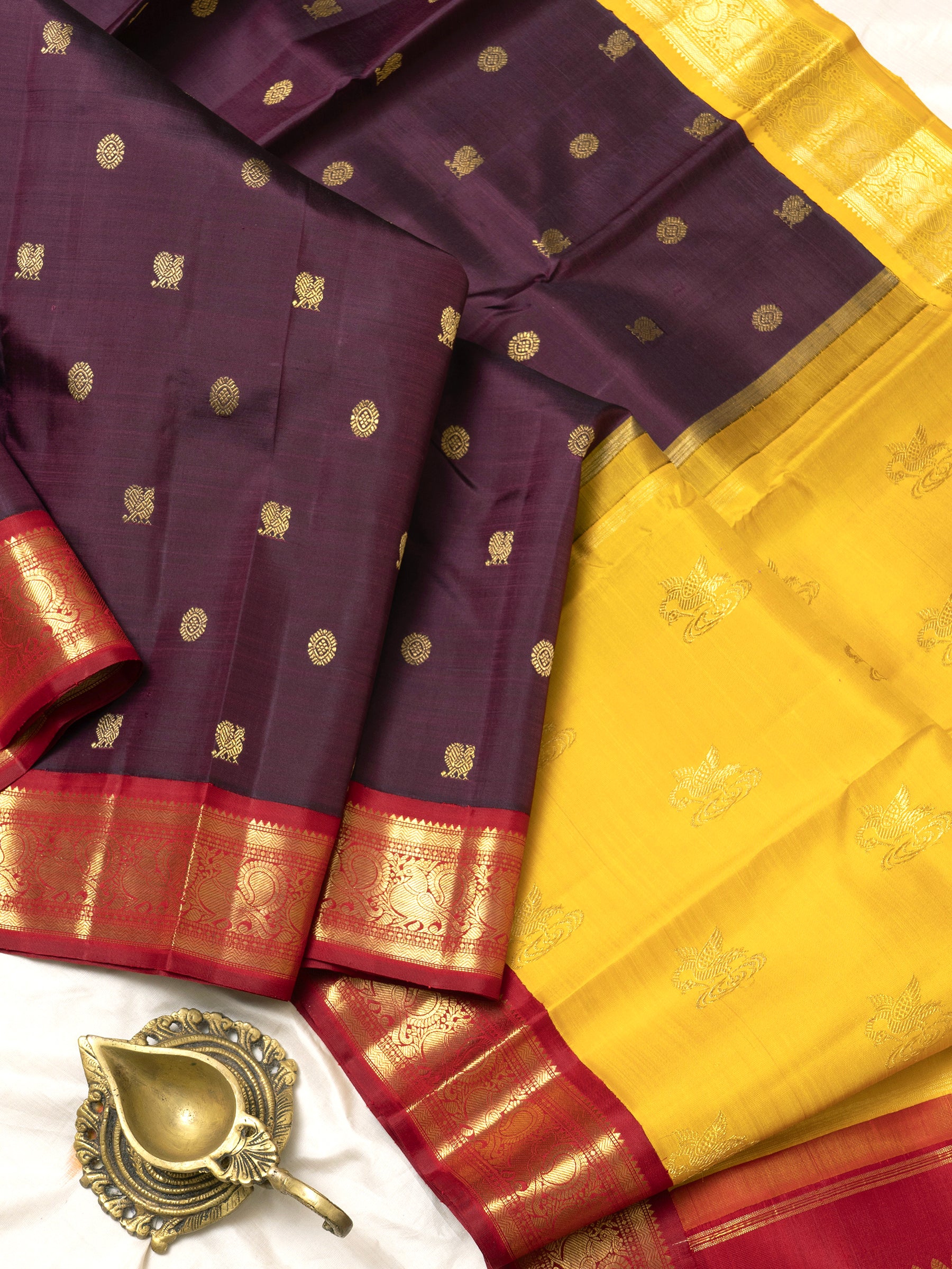 Vintage brown and red double color palla / Kanjipuram Silk Saree CLSA4869