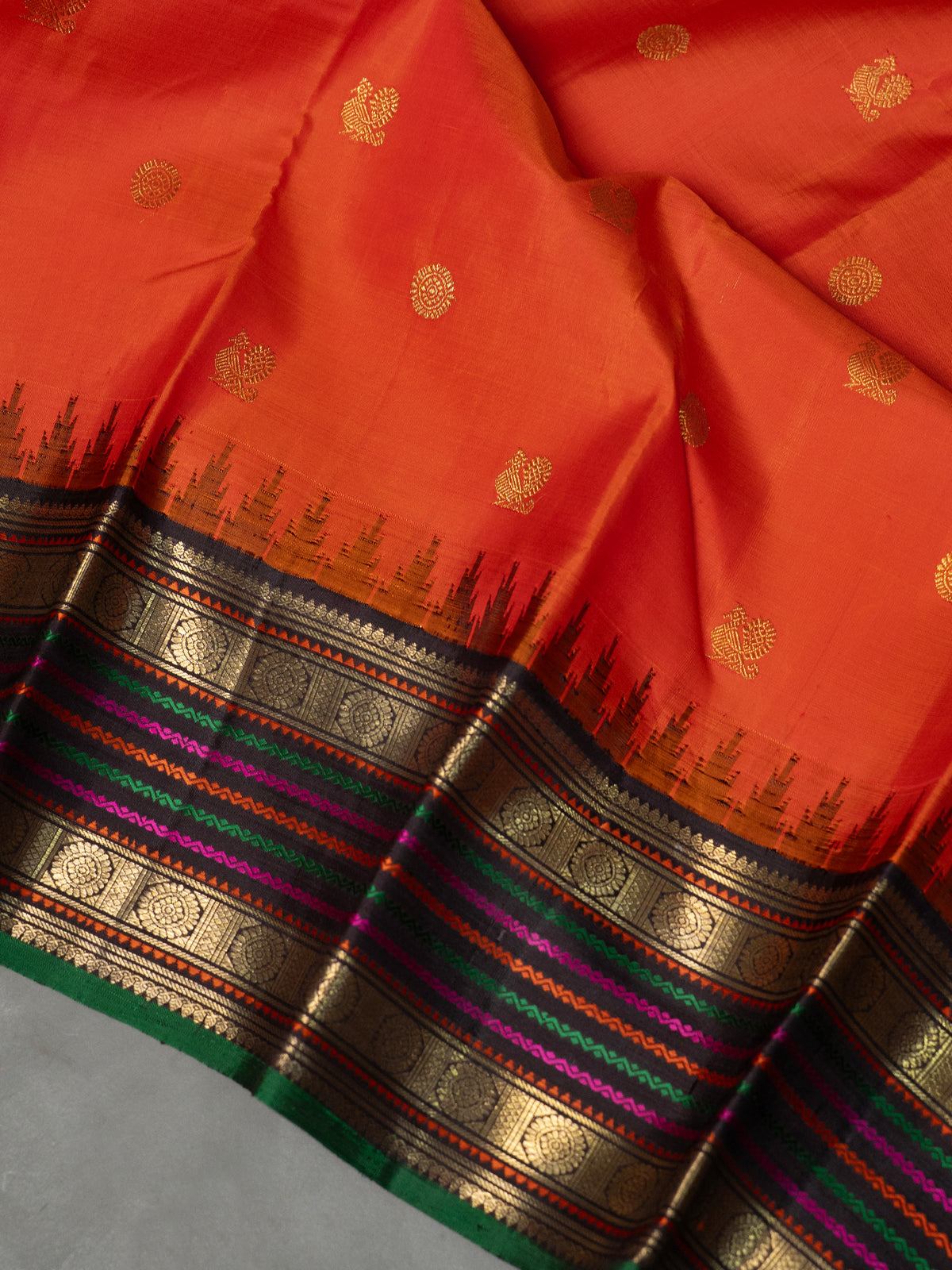 Orange varisapet and temple Korvai /Kanjipuram Silk Saree CLSA5590