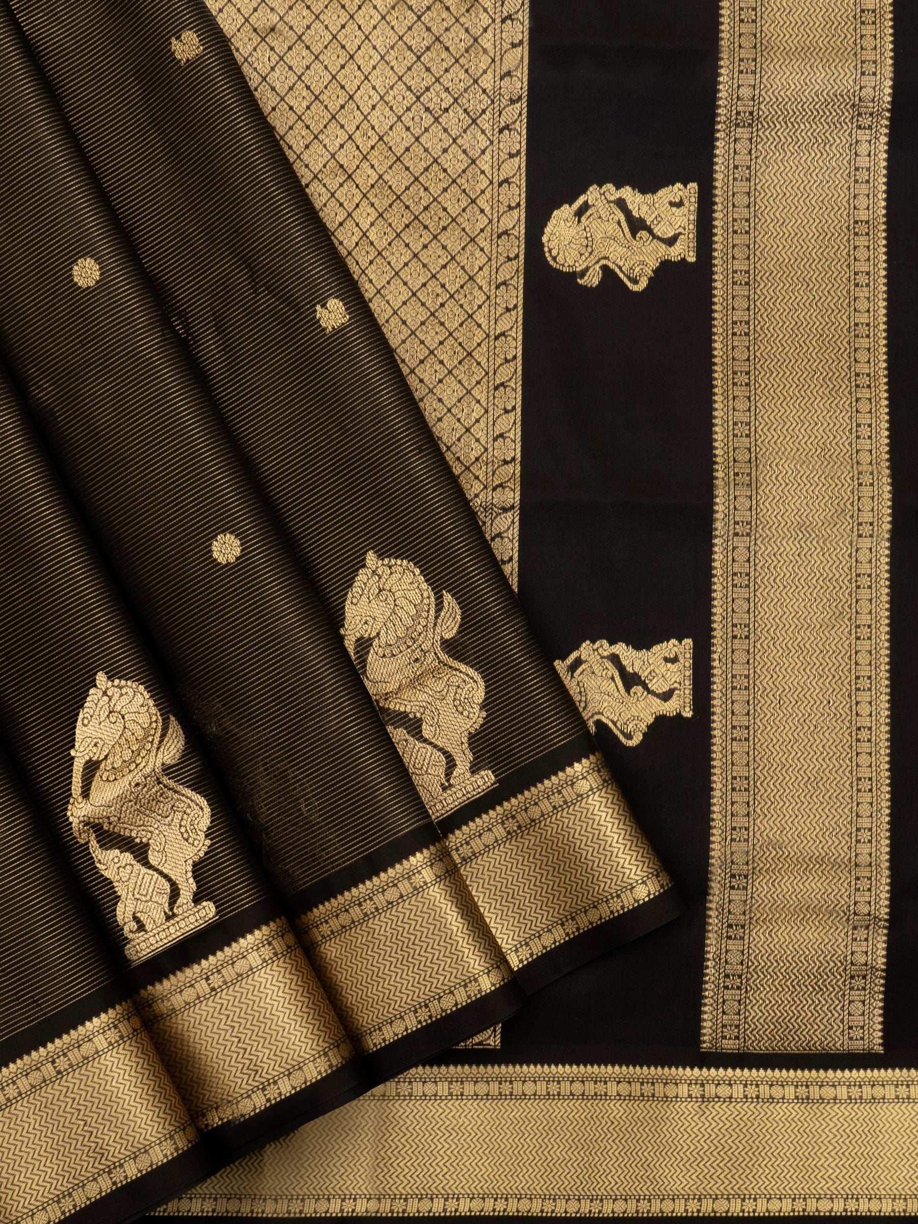 Kanchana brown yazhli bettu butta/ Premium Silk Cotton Saree CLSA6672