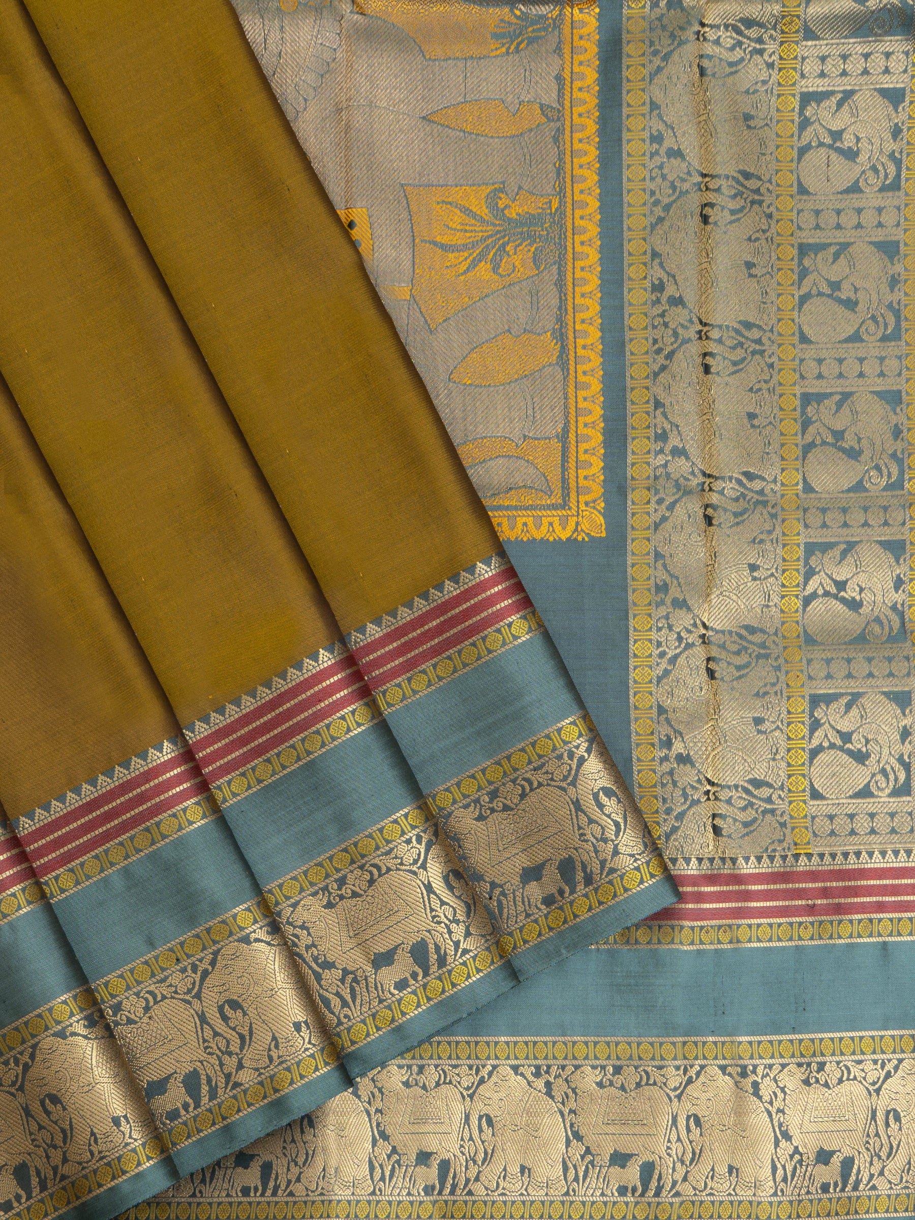 Mustard shot green unique pallu/ Special Edition Silk CLSA6950