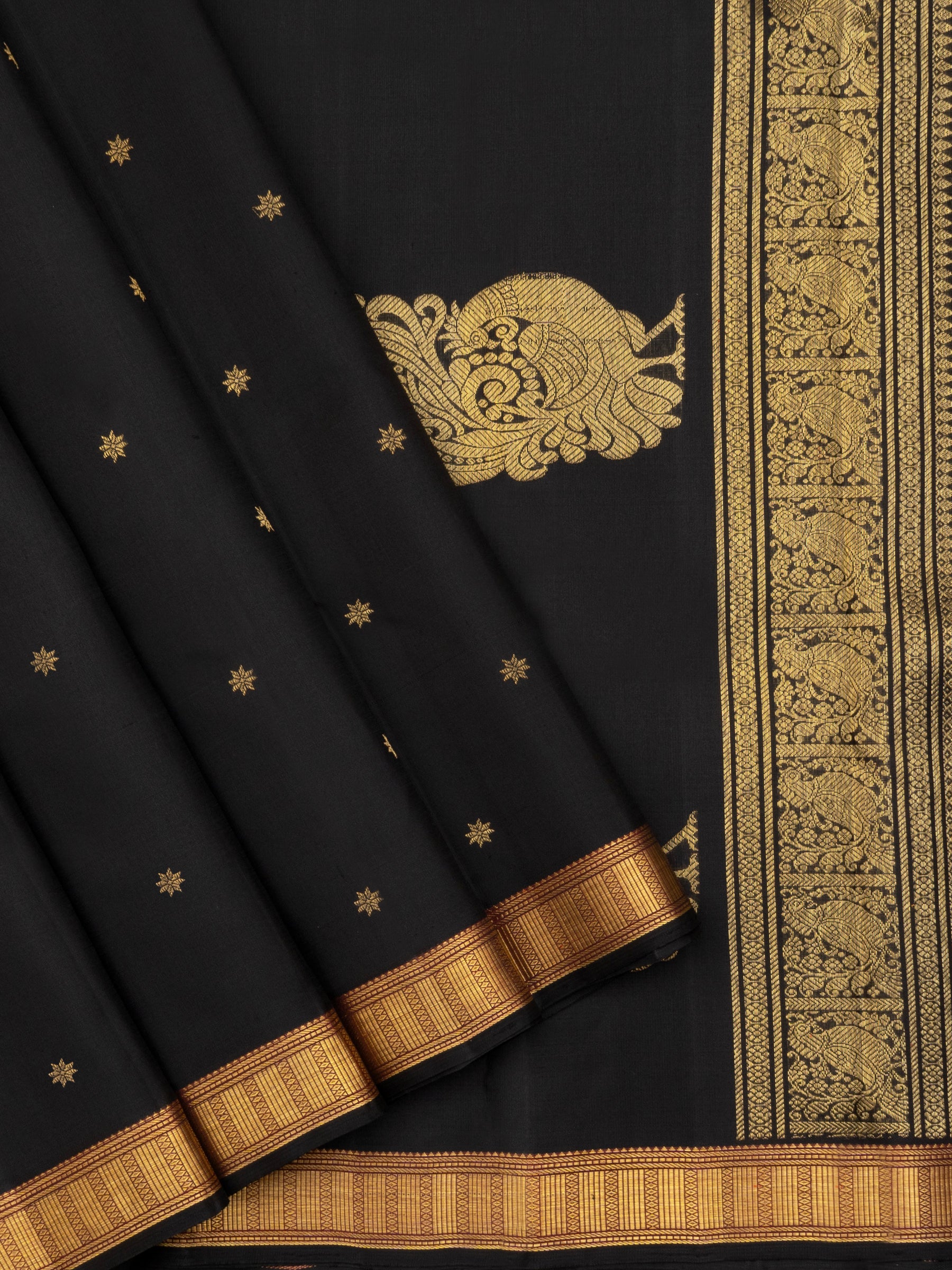 Black small border unique pallu / Kanjipuram Silk Saree CLSA6969