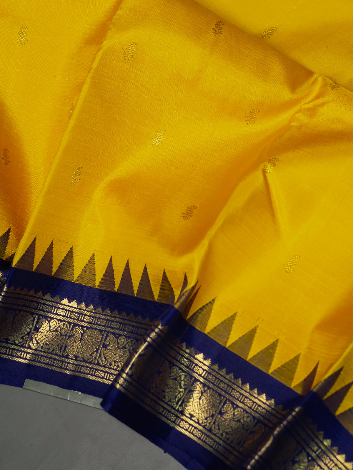 Yellow and blue Korvai /Kanjipuram Silk Saree CLSA9500