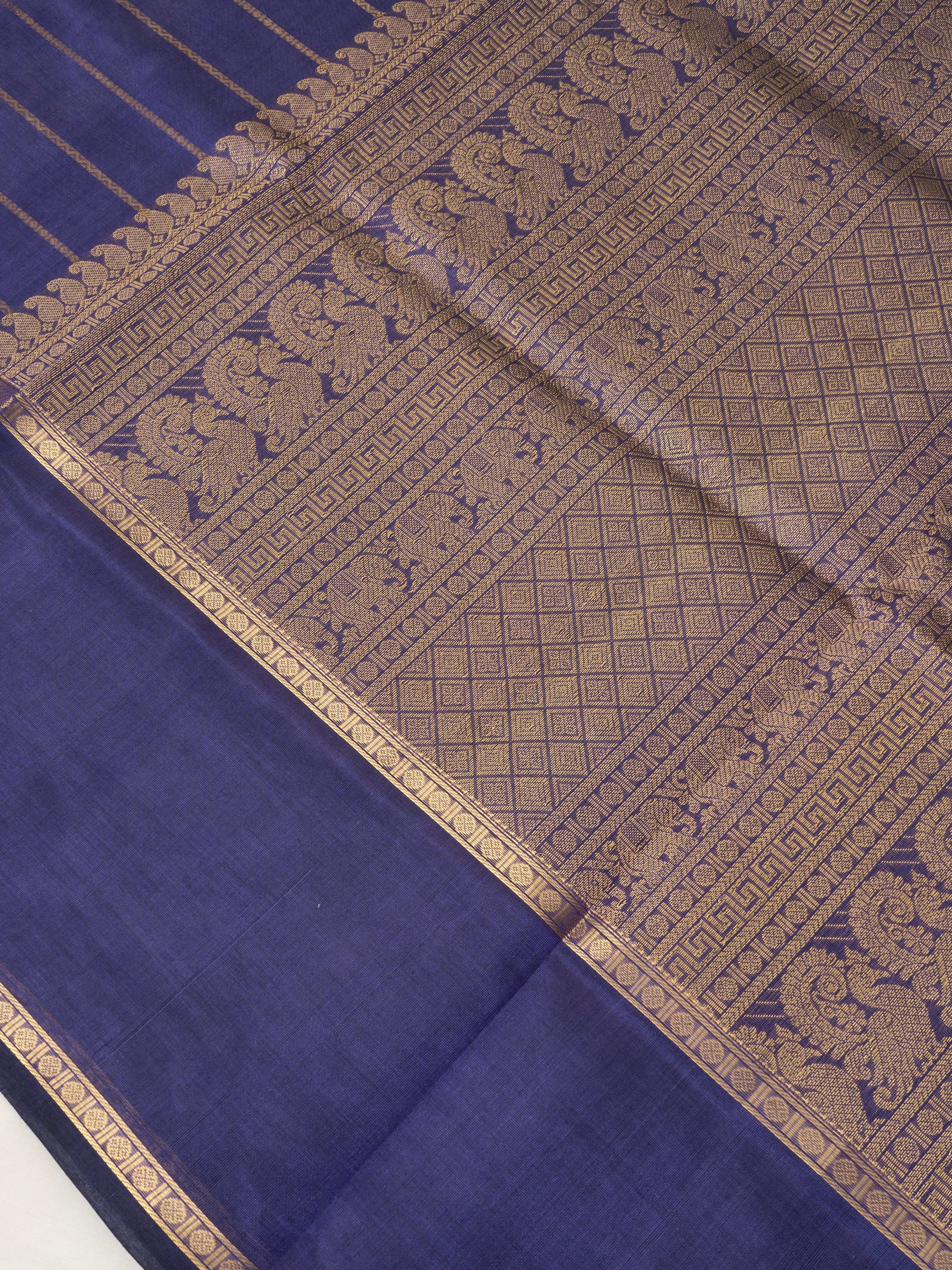 Lavender veldhari border butta/  Silk Cotton Saree CLSA9713