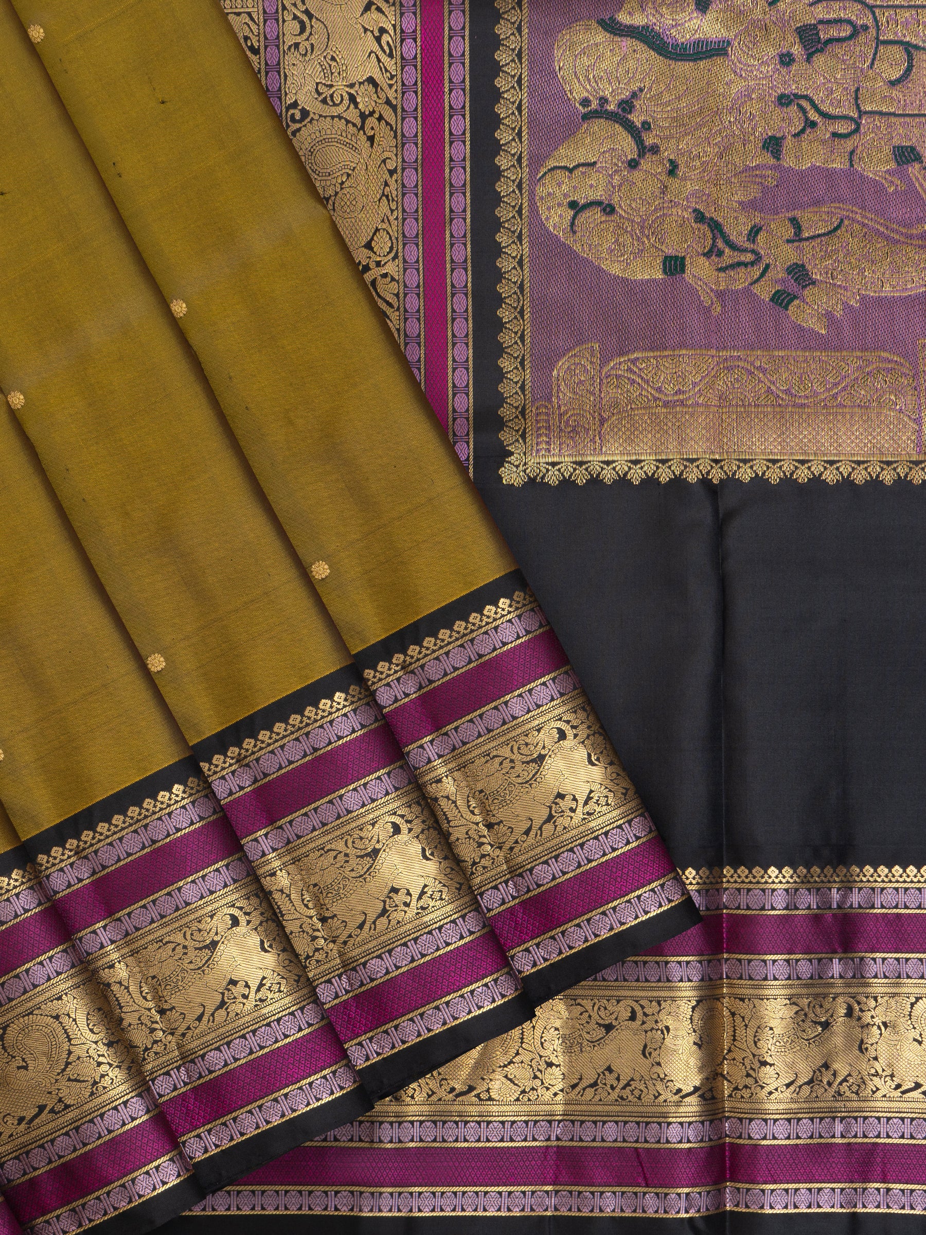 Vendhayam manjal and black unique pallu /Special Edition Silk CLSA9837