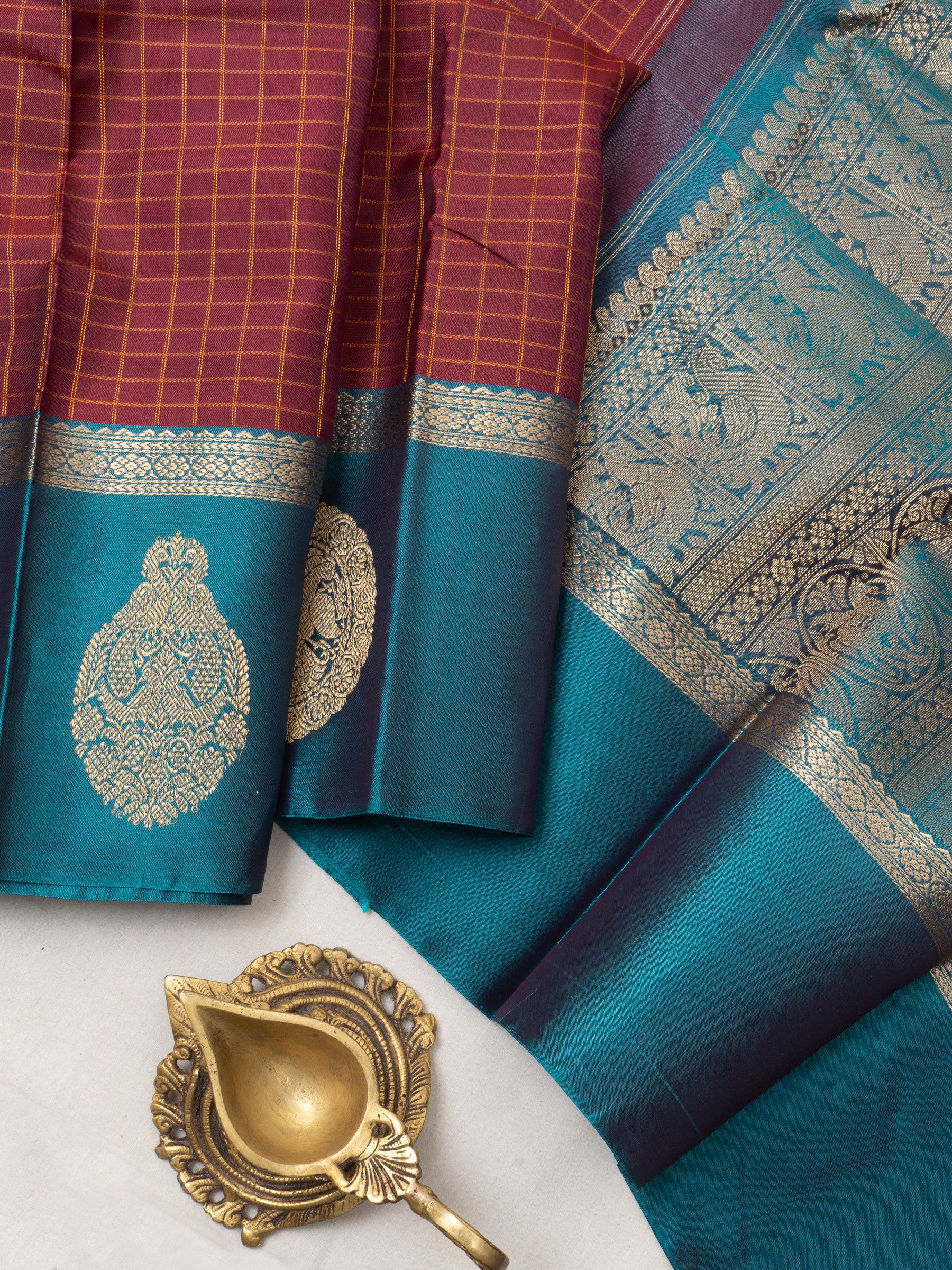 Deep Araku and rama green border butta/ special edition kanjipuram silk CLSA983
