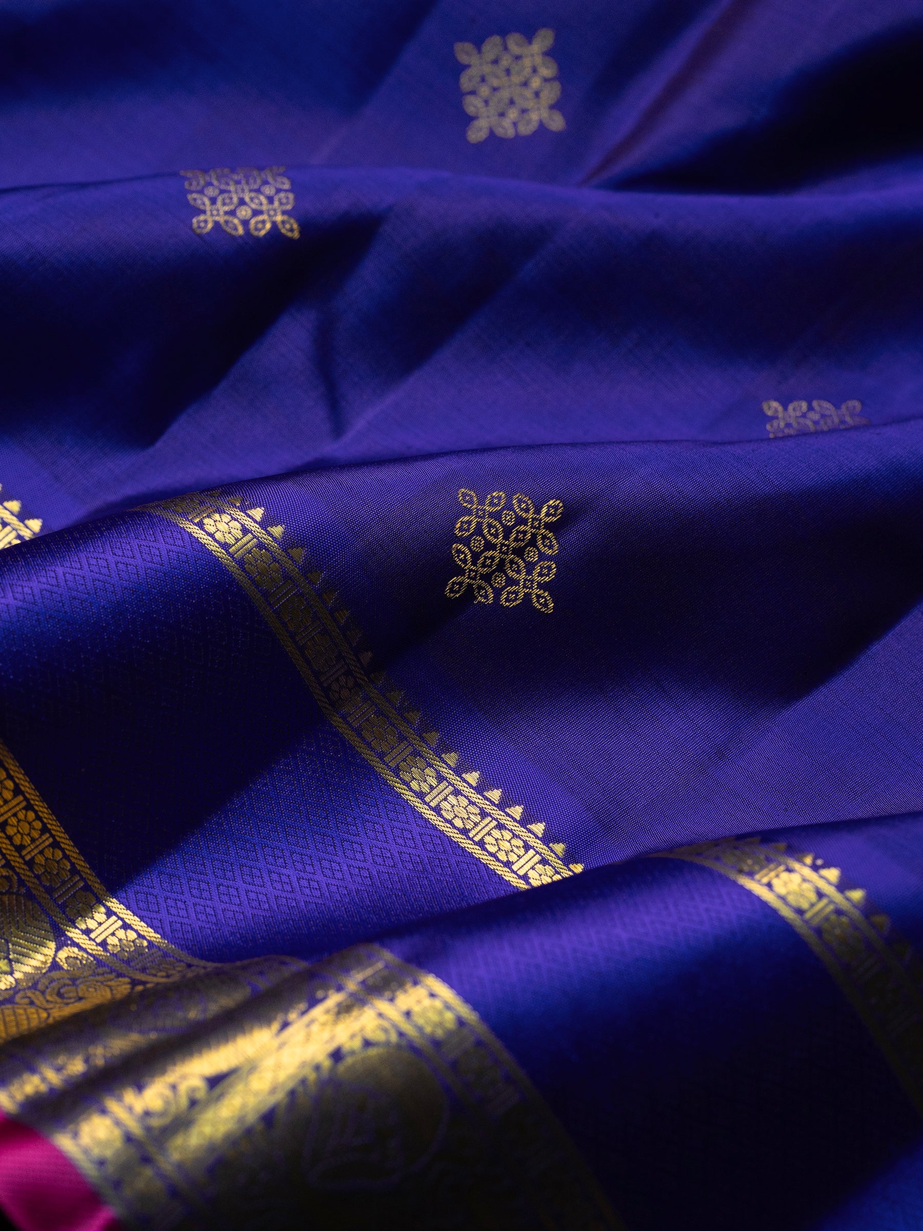 Royal blue Kolam Butta / Kanjipuram Silk Saree CLSA9906