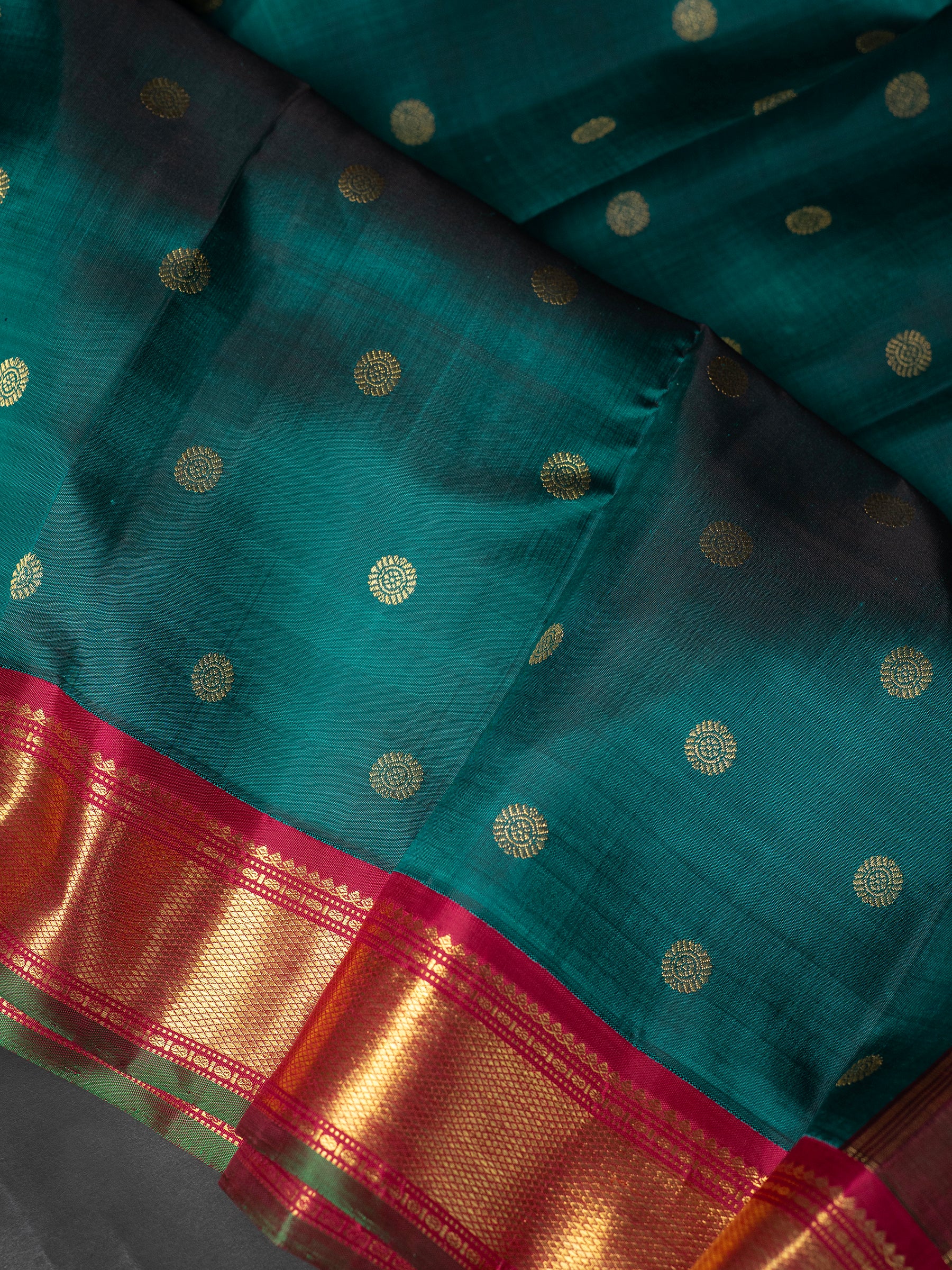 Double Palla Korvai / Kanjipuram Silk Saree CLSA9910