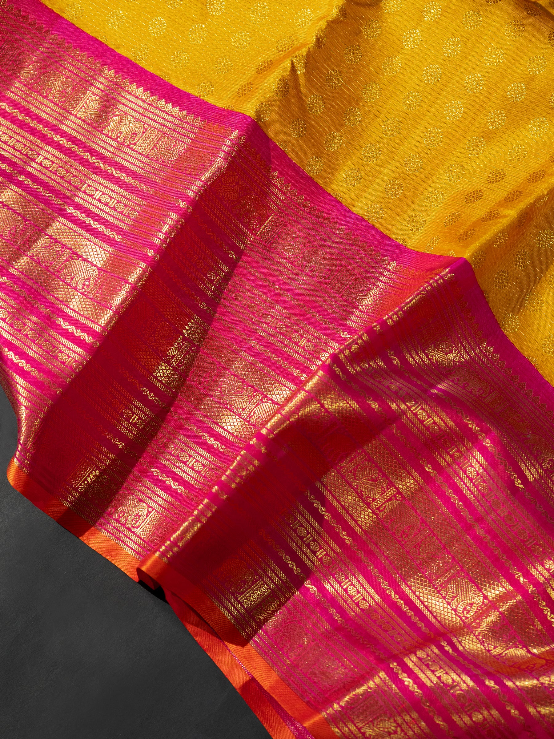 Yellow Vairaoosi varisapet Butta /Kanjipuram Silk Saree CLSA8246
