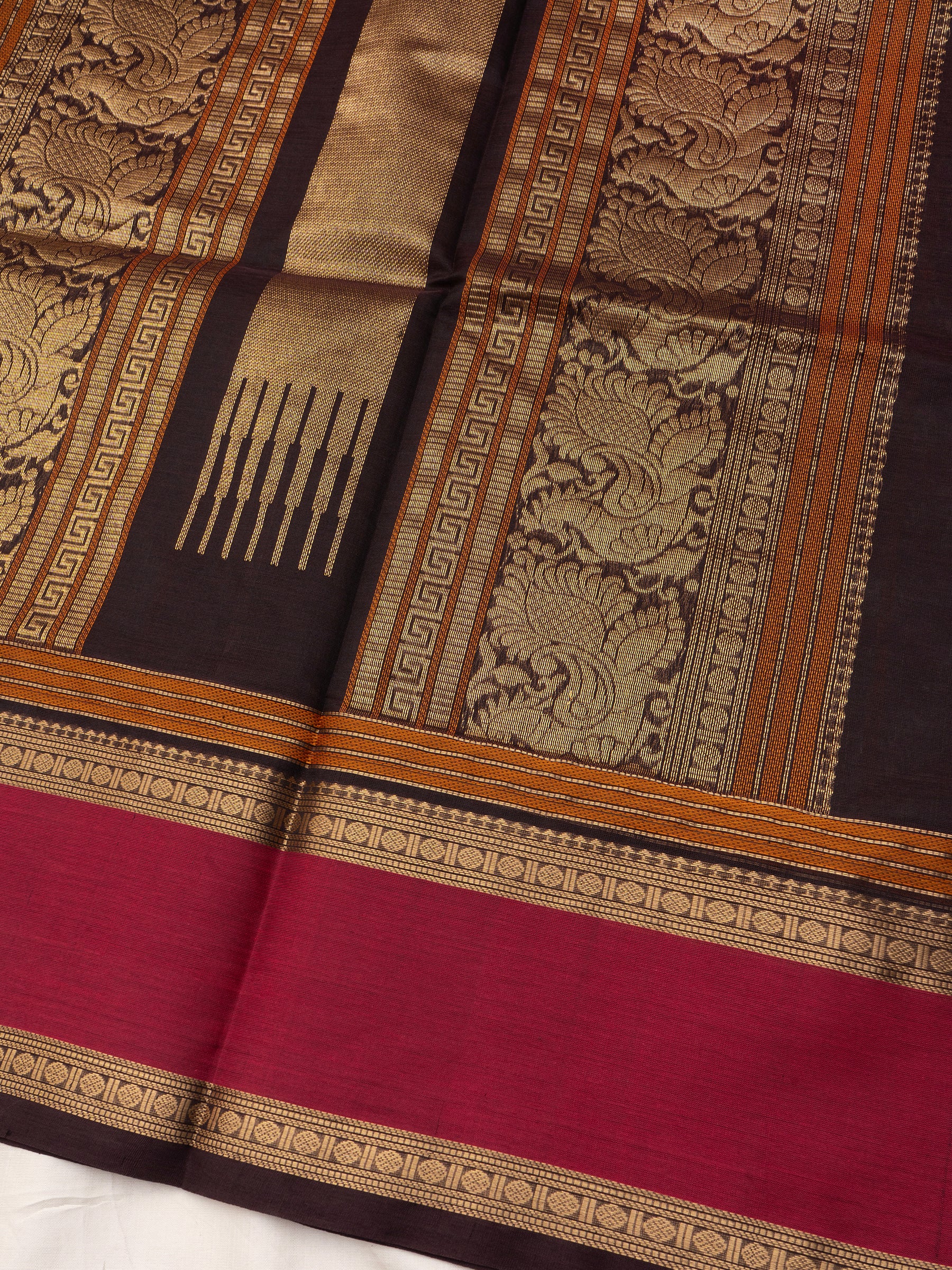 Brown lakshambutta/ Silk Cotton Saree CLSA10256