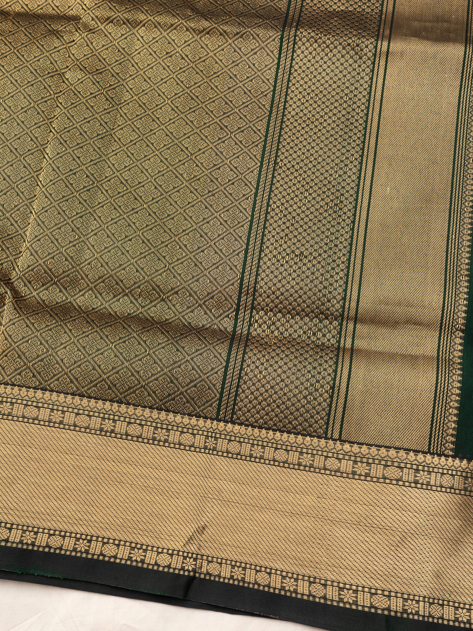 Dark green kattam butta / Premium Silk Cotton Saree CLSA10906