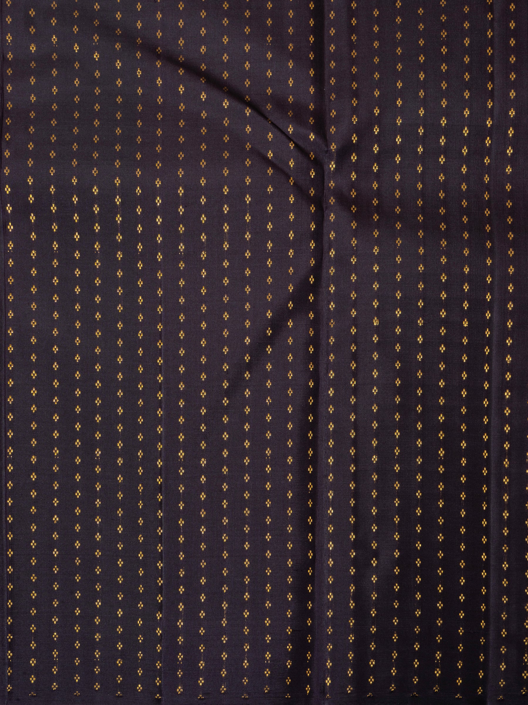 Nagapazham zari butta / Blouse fabric