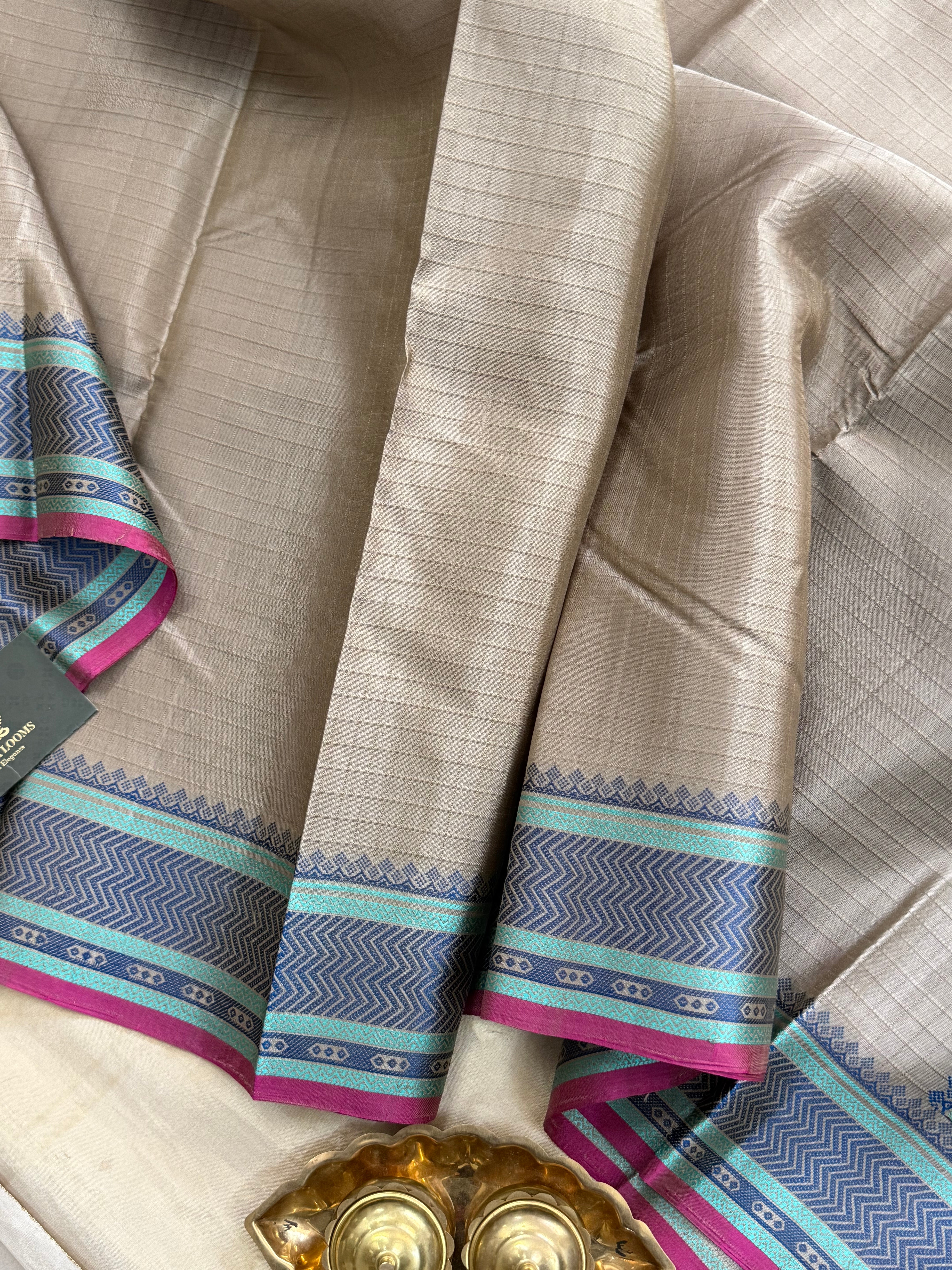 Grey and blue kattam / Varnangal Soft Silk CL4109