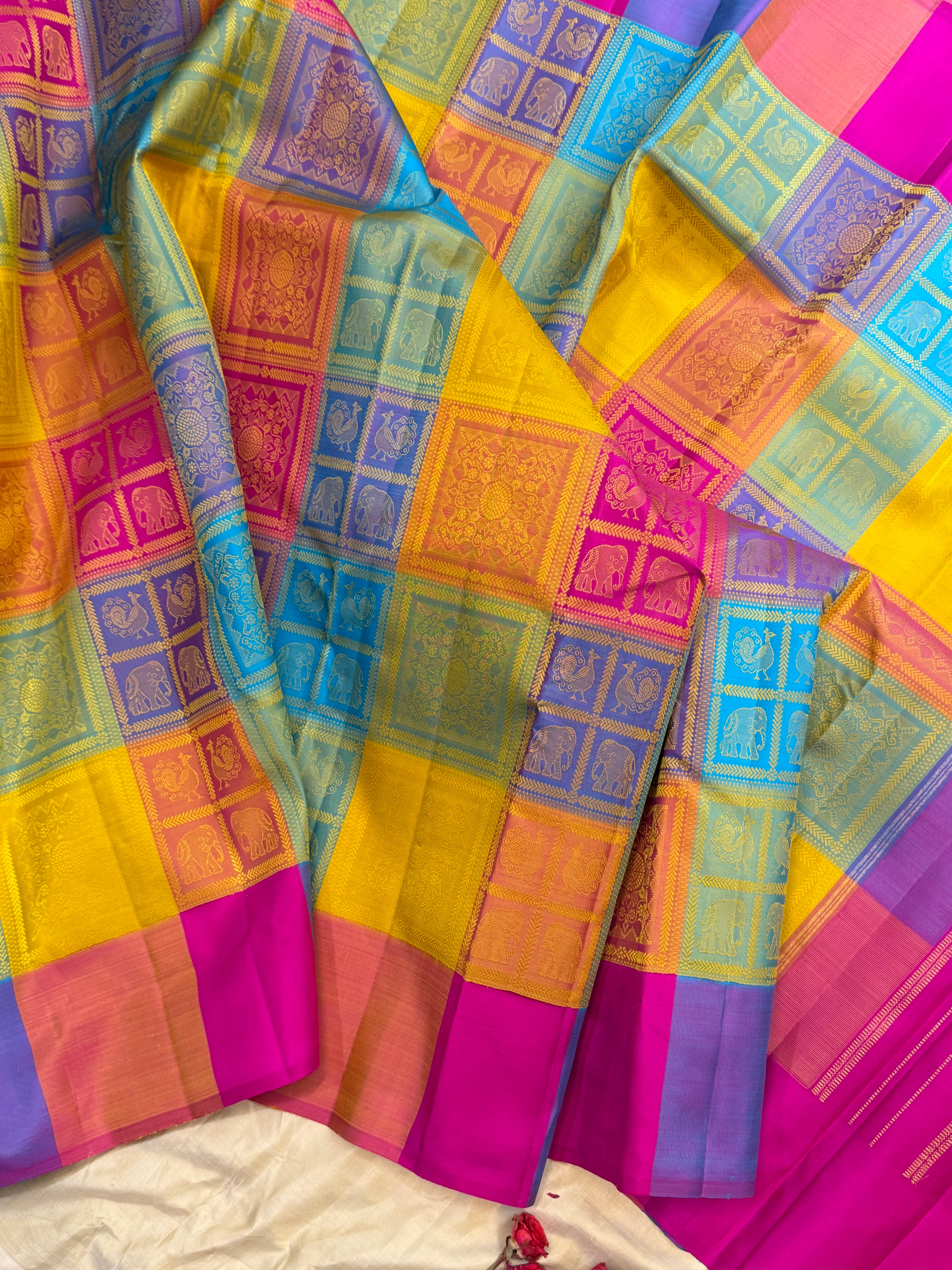 Paalum pazhamum boomkai pattern/ Kanjipuram silk