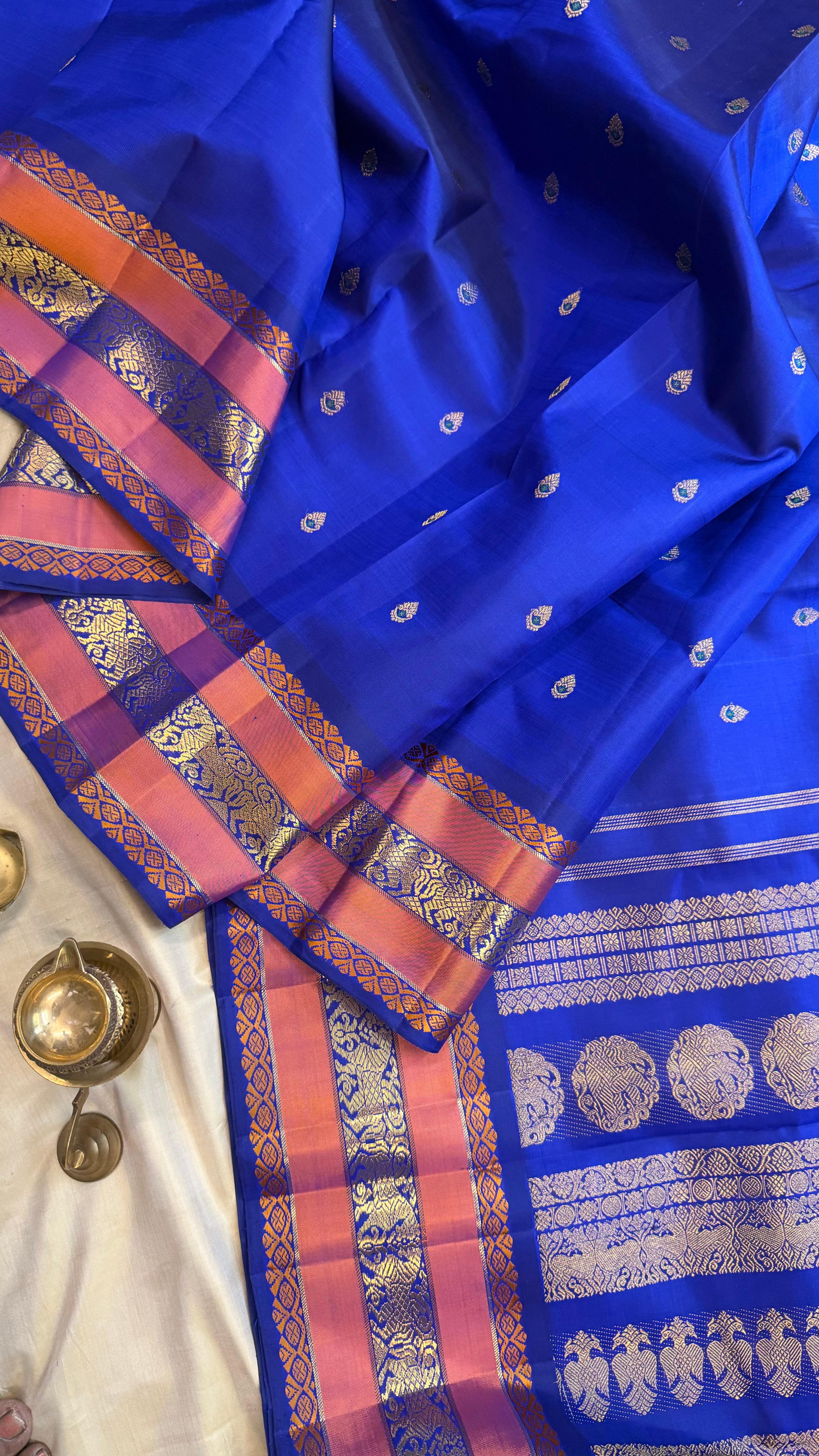 Royal blue horse pet   master weaver / Kanjipuram silk