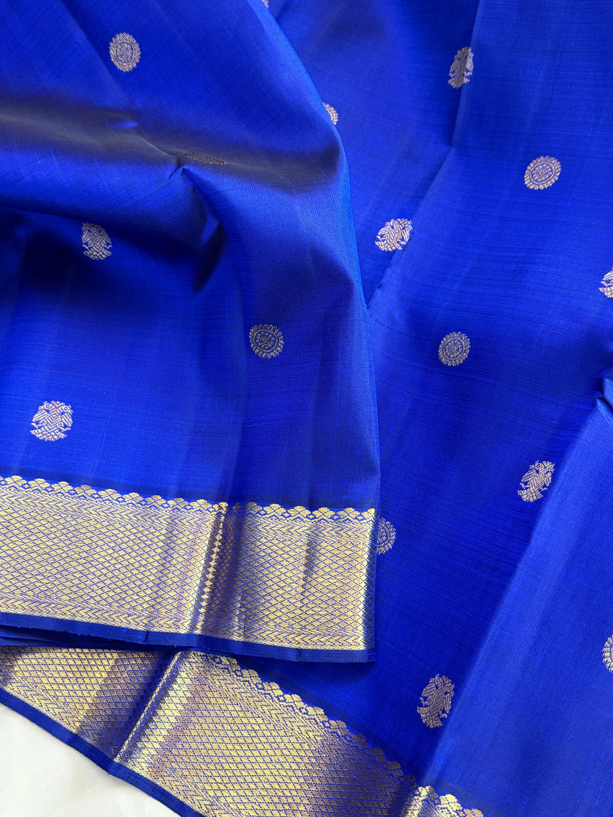 Blue - Day 3 Navarthri colour pure Zari Kanjipuram silk / getti border and Butta clsa 11748