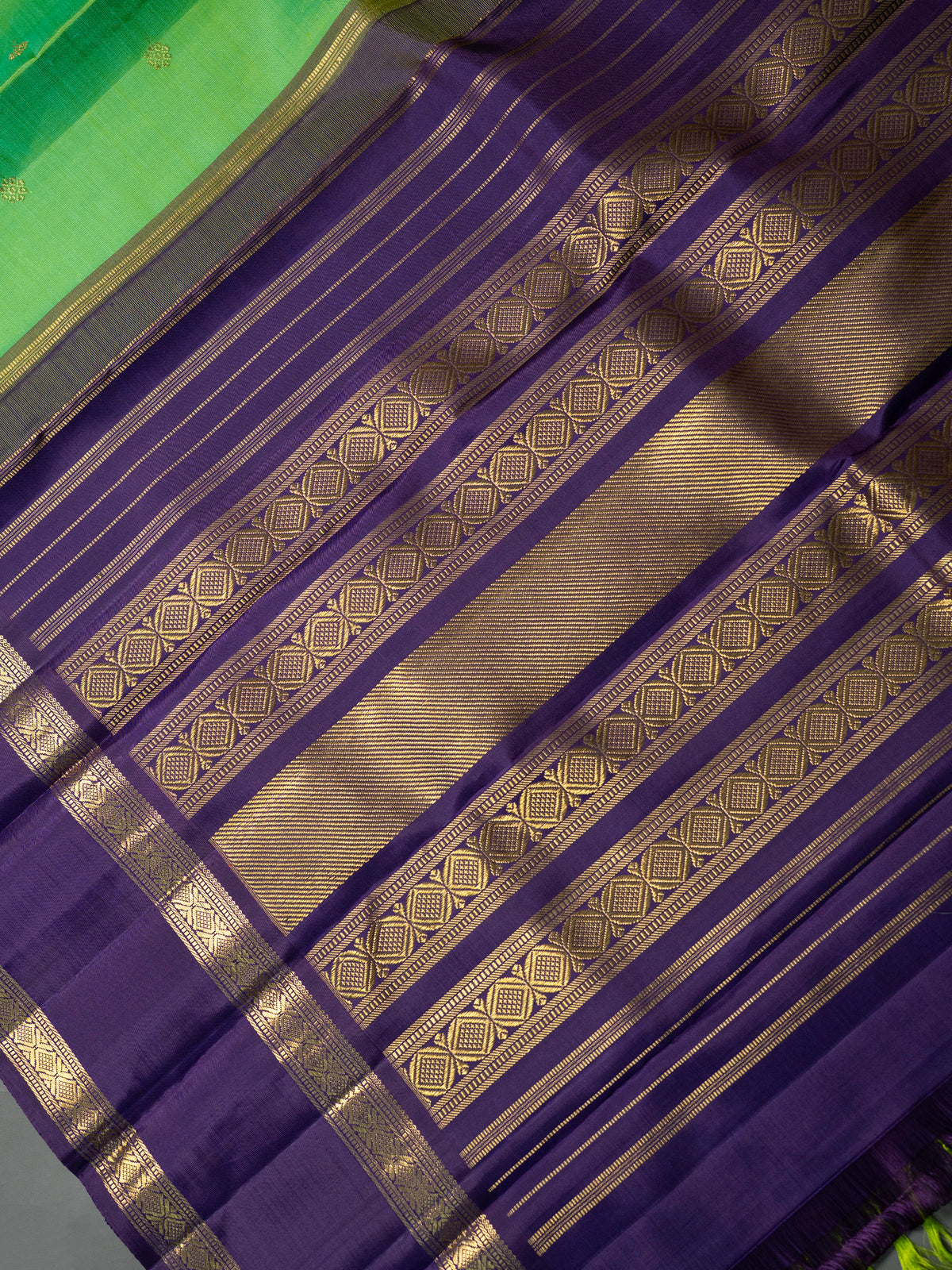 Vintage recreation  retta pet pure Zari Kanjipuram Silk Saree CLSA10130