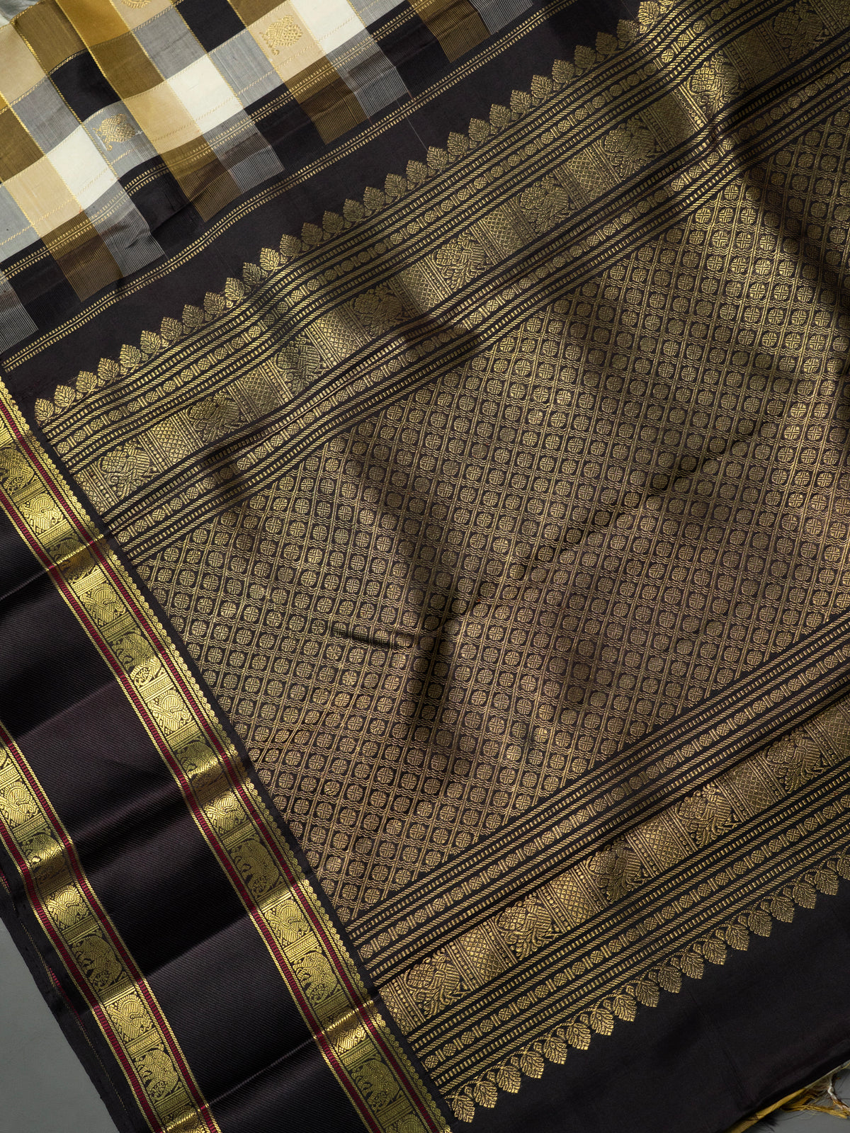Pastel Zari Kattam with butta Korvai pure Zari /Kanjipuram Silk Saree CLSA11075