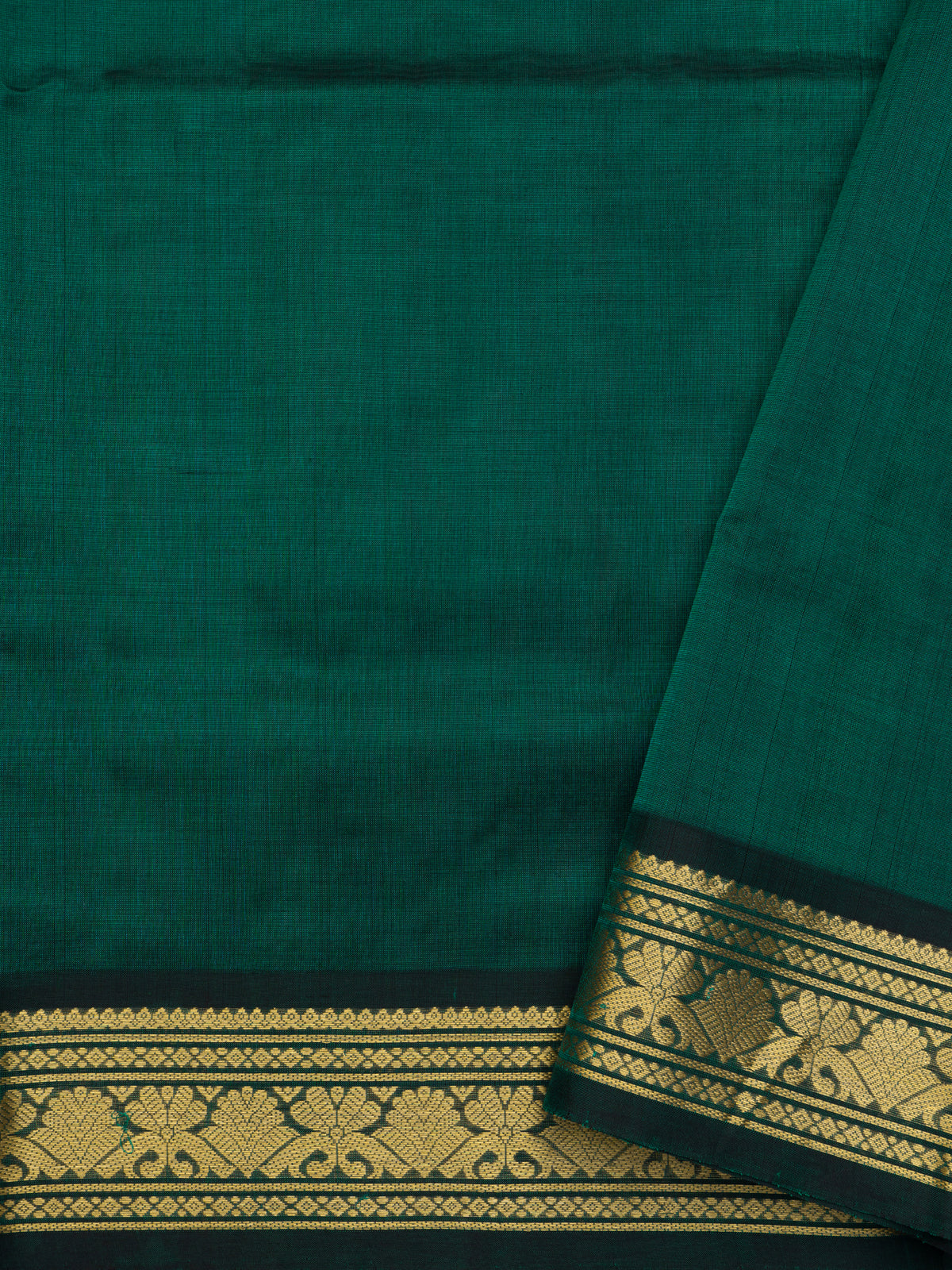 Green vairaoosi Premium /
Silk Cotton Saree CLSA11461