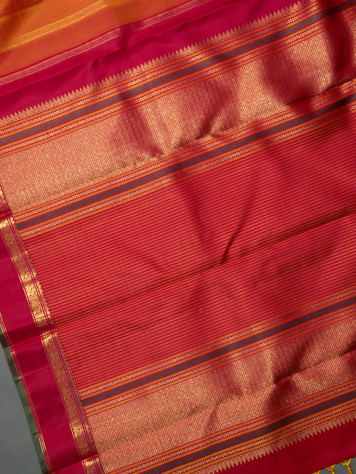 Simha color border pure Kanjipuram Silk Saree CLSA11745
