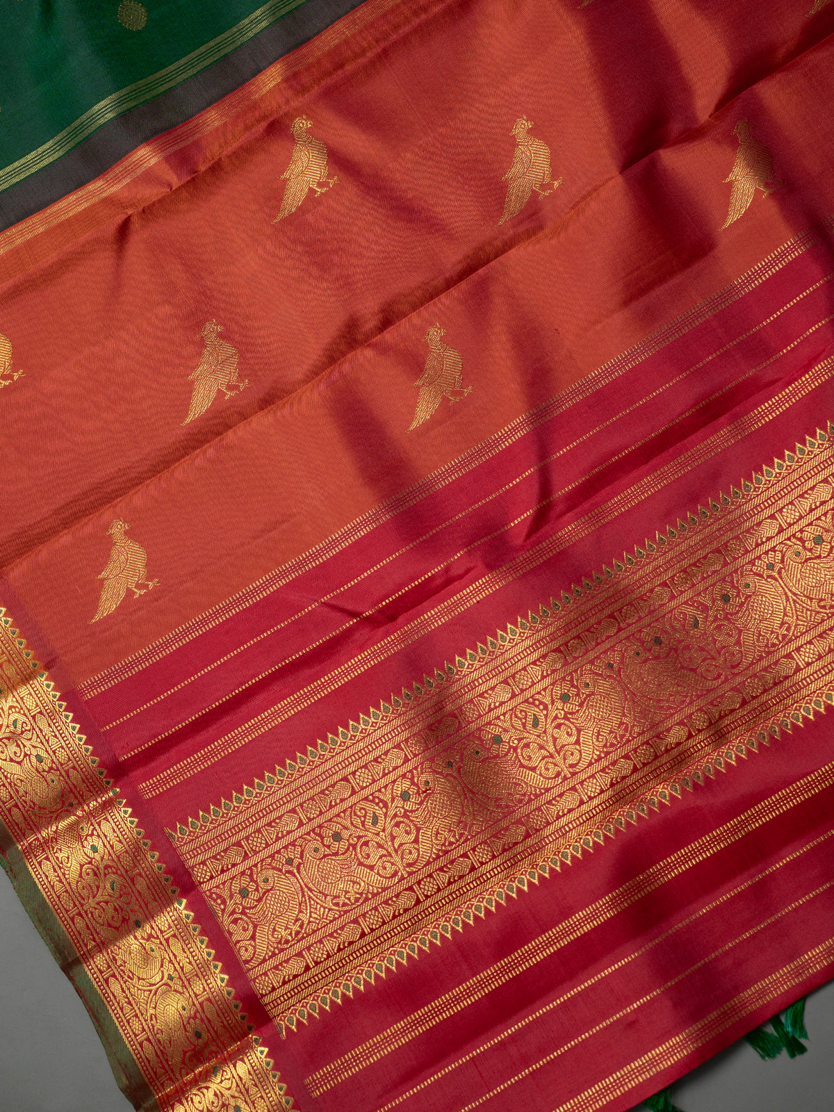 Green with butta pure Zari /Kanjipuram Silk Saree CLSA11994