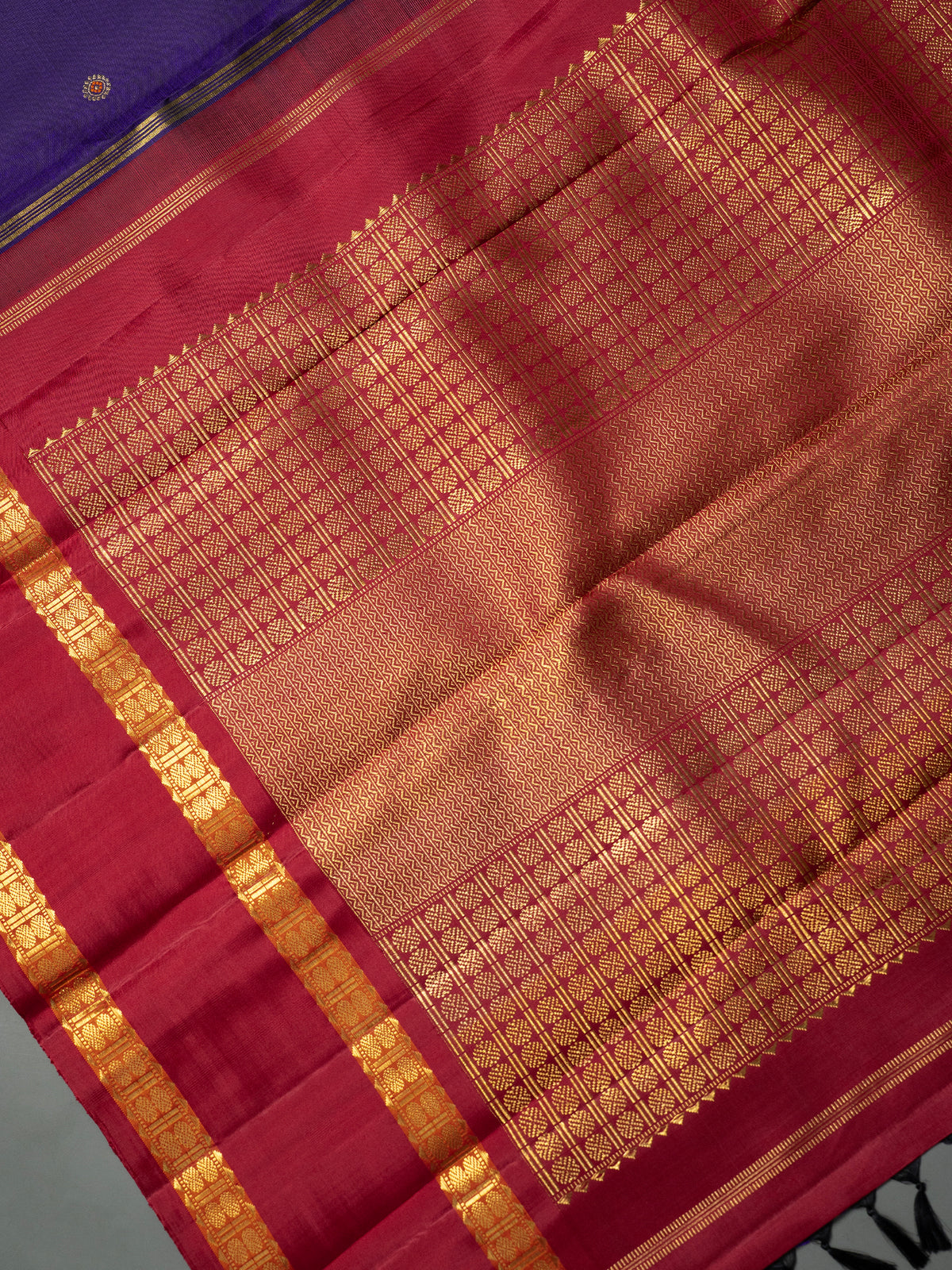 Purple and Araku meenakari butta rettapet border kai korvai/ Kanjipuram Silk Saree CLSA12118