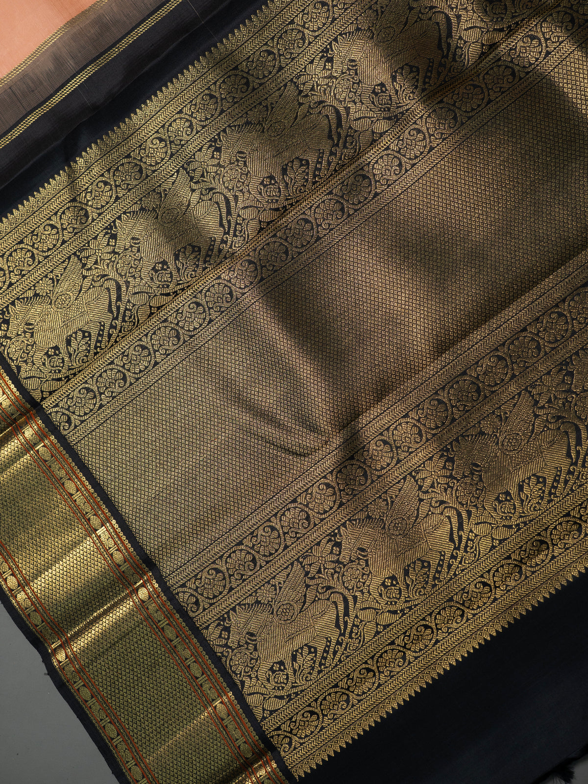 Lite kanakabaram pink ganga jamuna border kai korvai / Kanjipuram Silk Saree CLSA9991