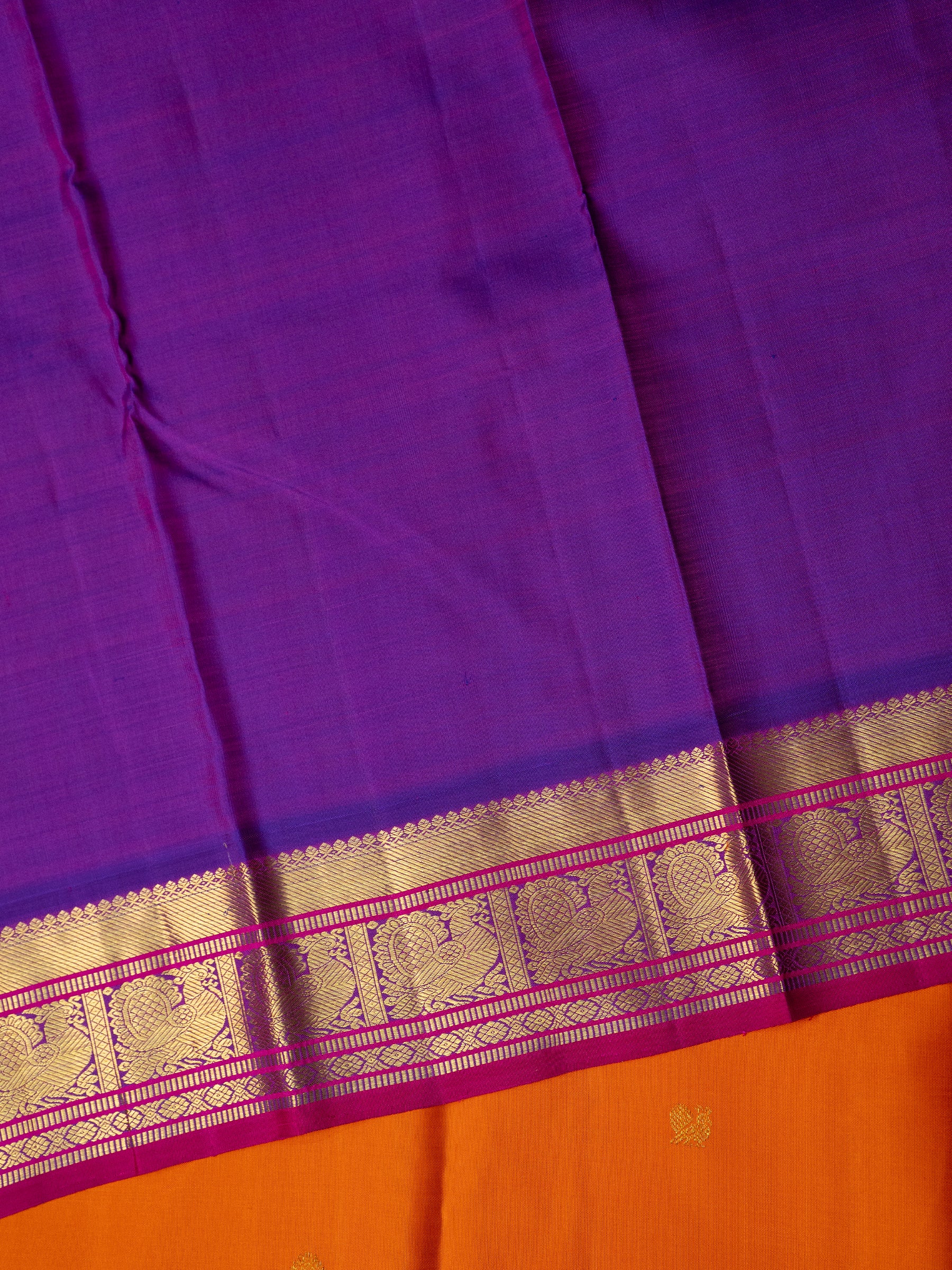 Orange body with Majenta Korvai / Kanjipuram Silk Saree CLSA7737