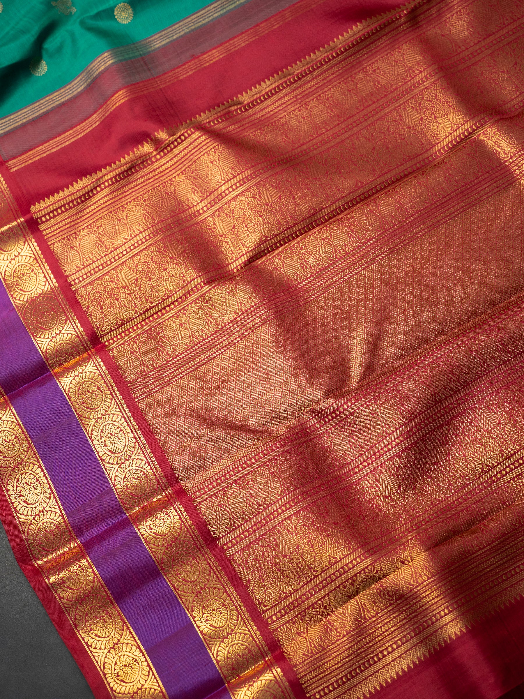 Rama green with Retta pet Korvai / Kanjipuram Silk Saree CLSA8183