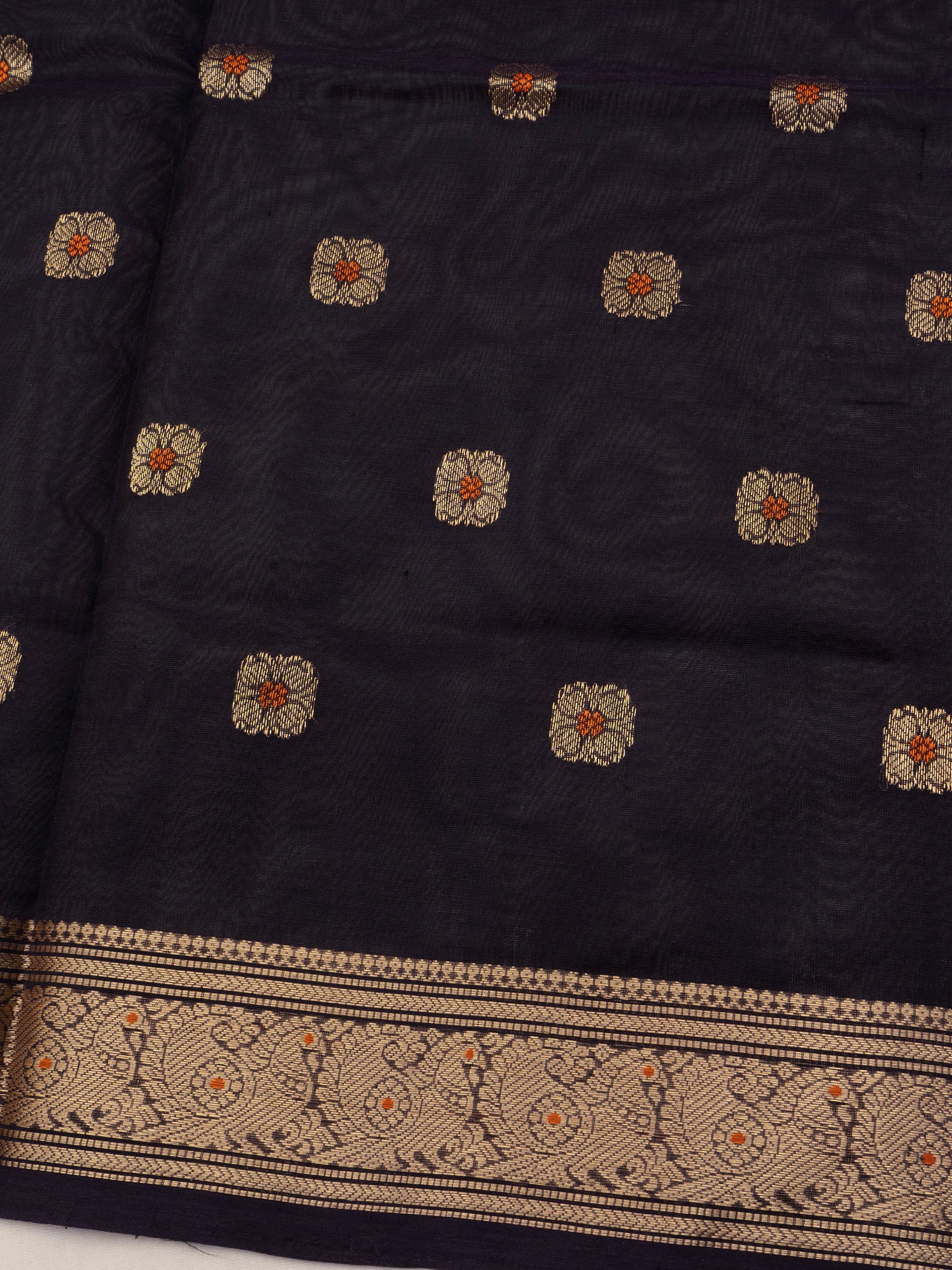 Black annam pet - unique pallu / Silk Cotton Saree CLSA8326