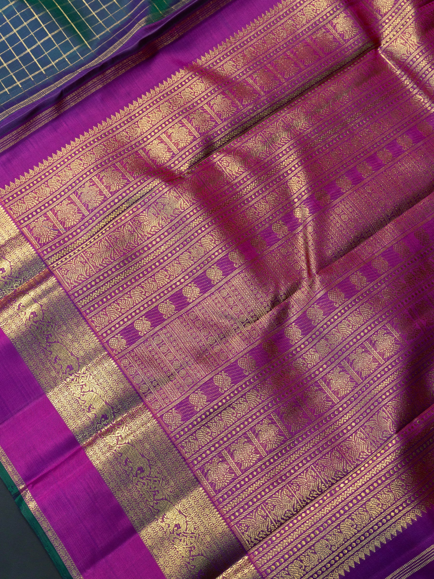 Peacock blue zari kattam kaal erangina border/ Kanjipuram Saree CLSA8878