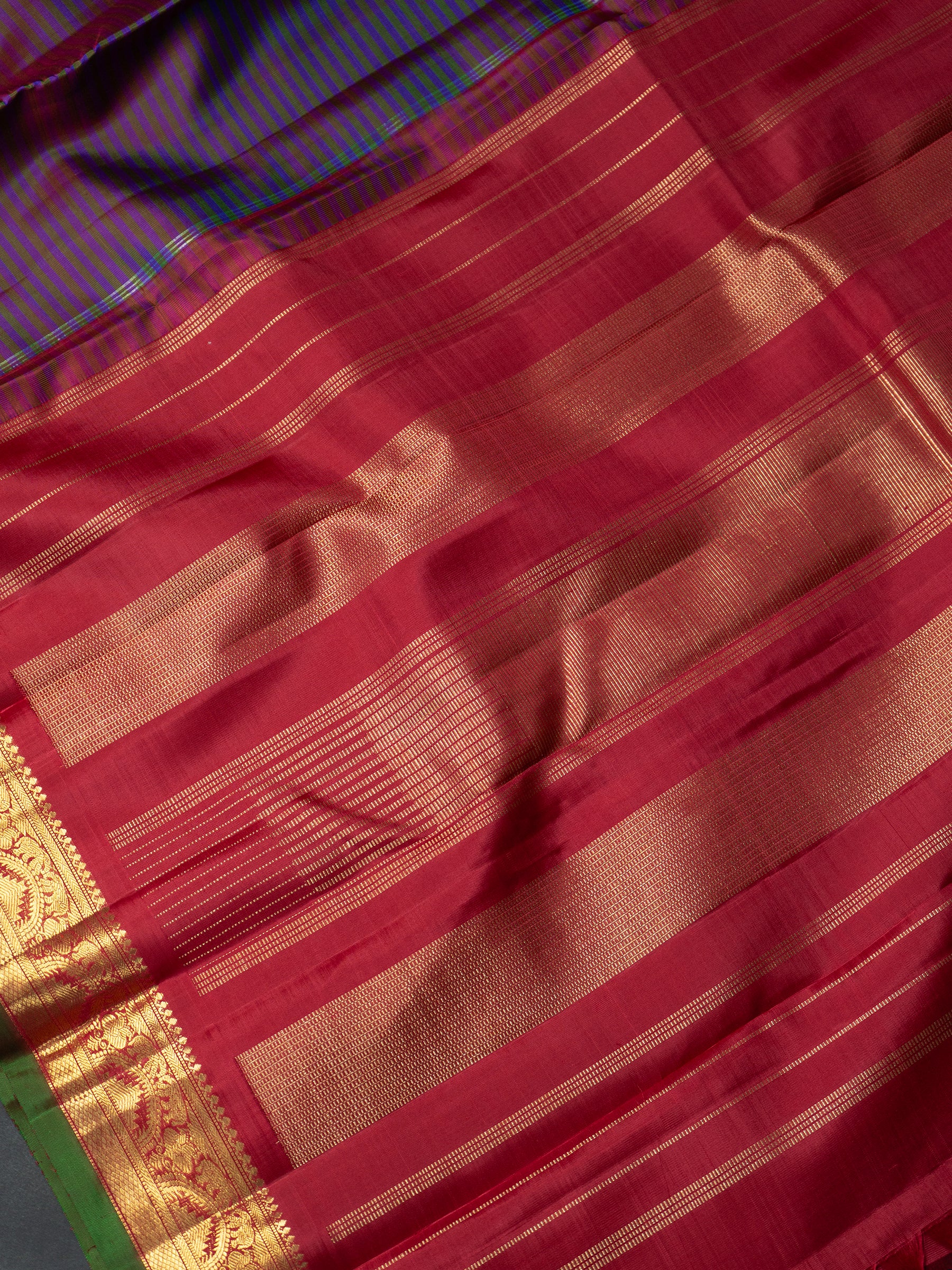 Purple vaalapoo savuku body getti border/ Kanjipuram Saree CLSA9871