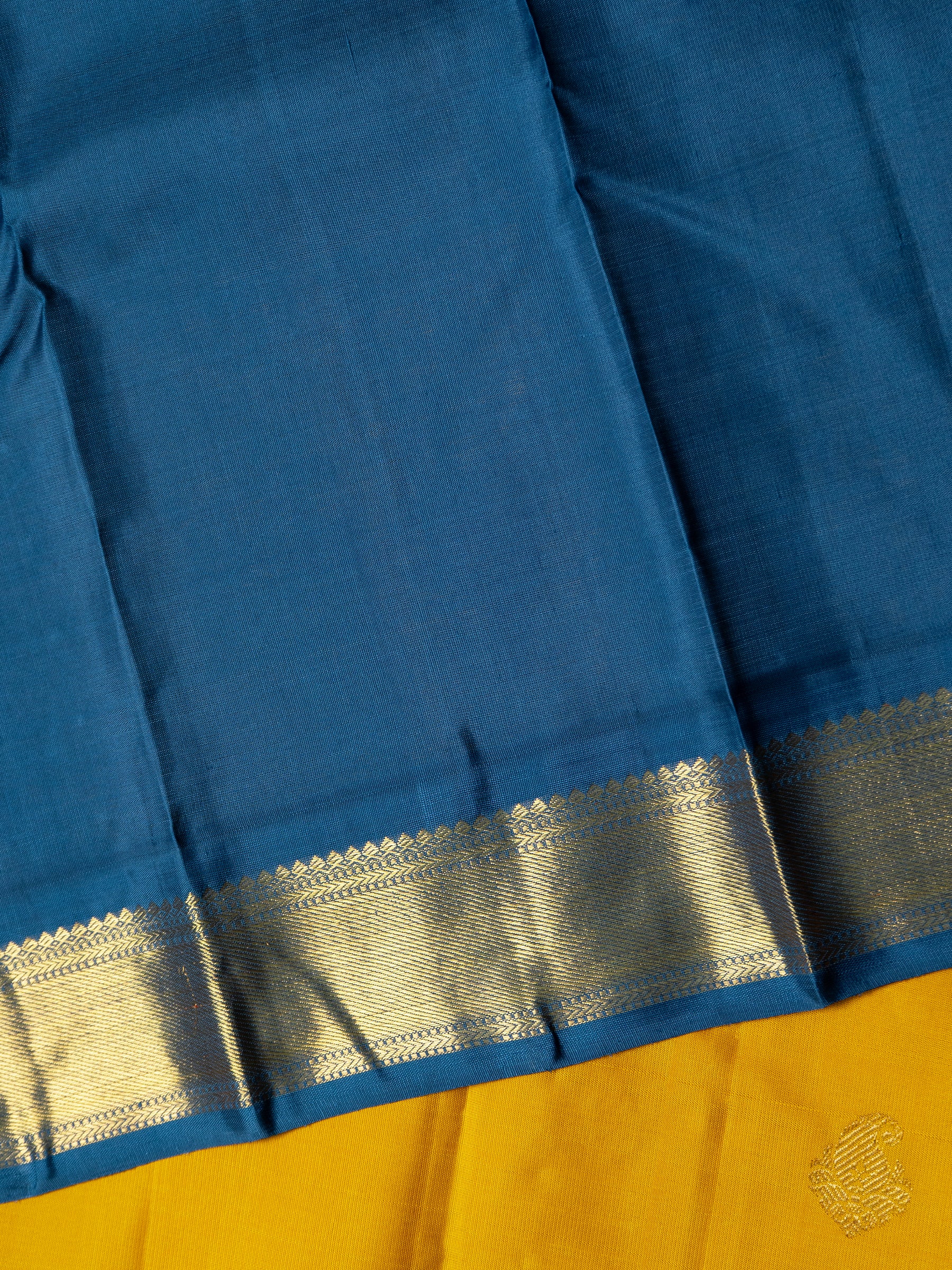 Yellow and turquoise blue kai korvai / Kanjipuram Saree CLSA3148