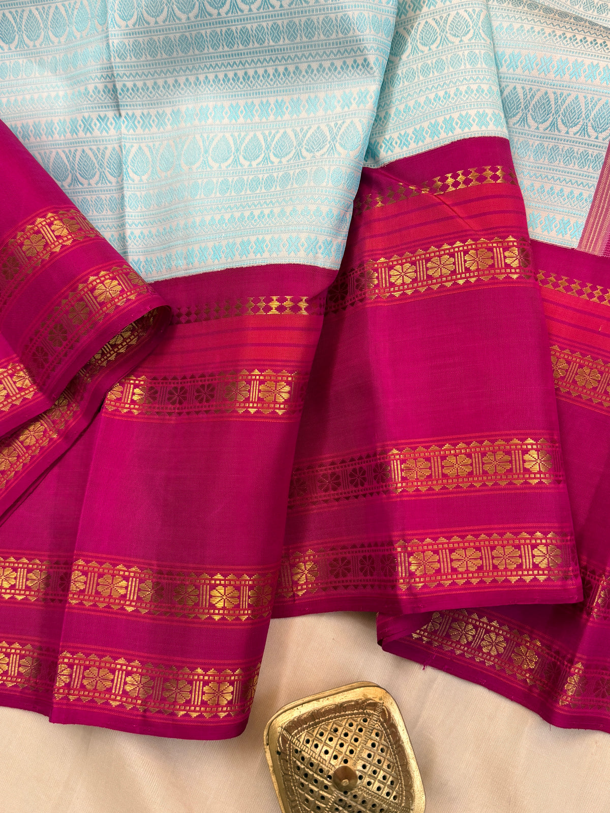 Body thread work and border Korvai pure zari/ kanjipuram silk saree clsa 4319