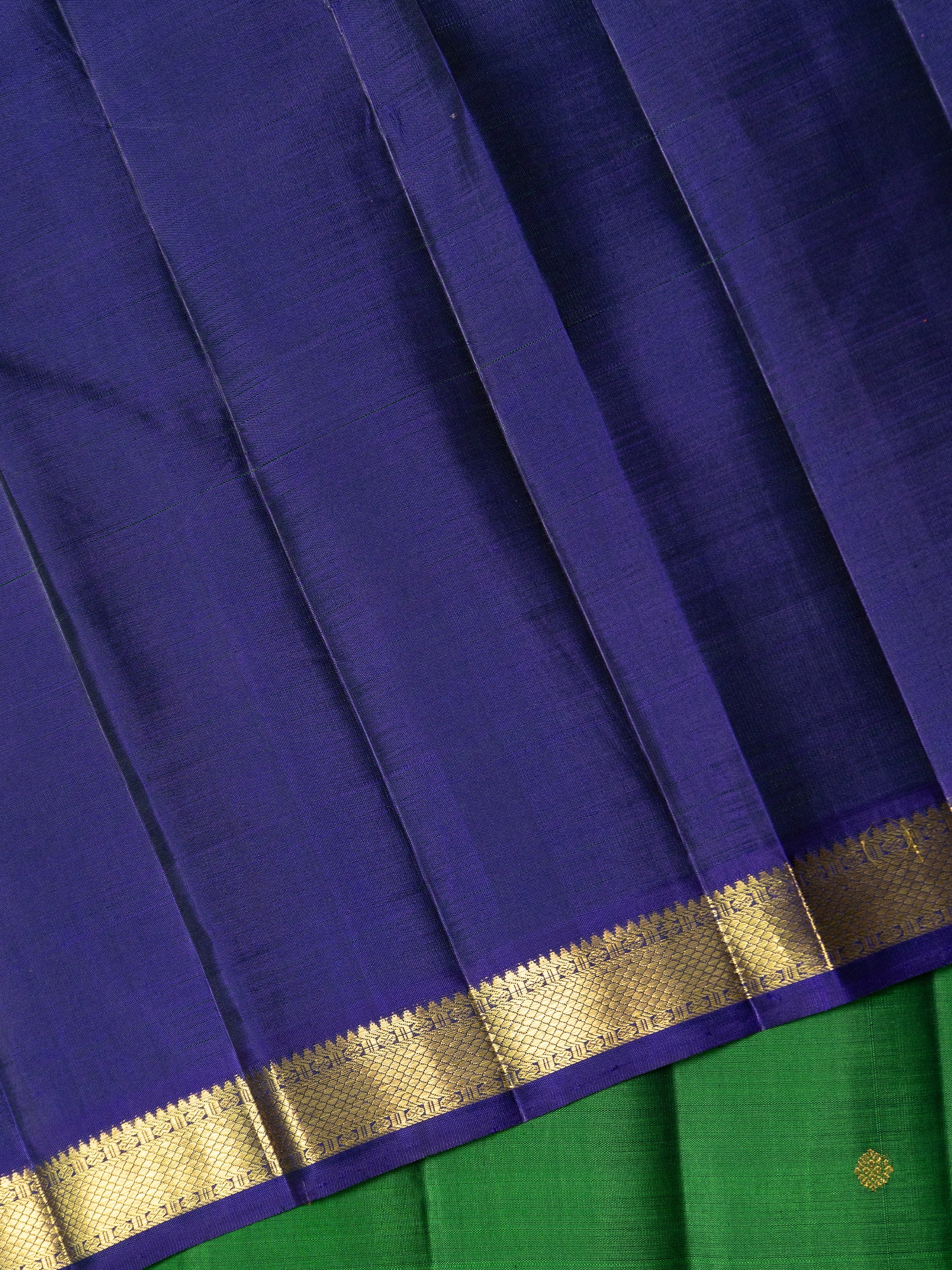Green small border Kanjipuram Saree CLSA10005