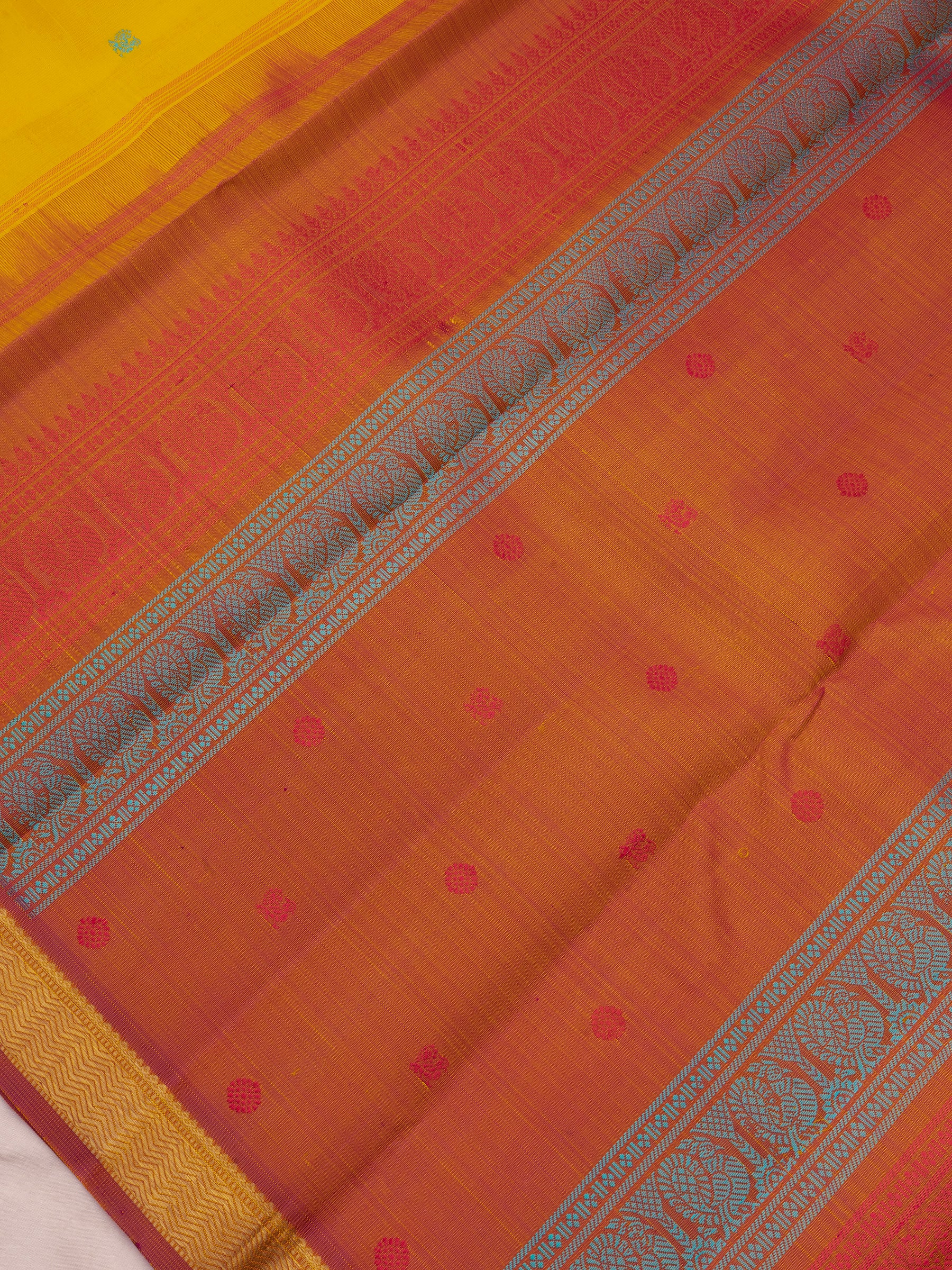 Yellow thread butta / Kanjipuram Silk Saree CLSA10006