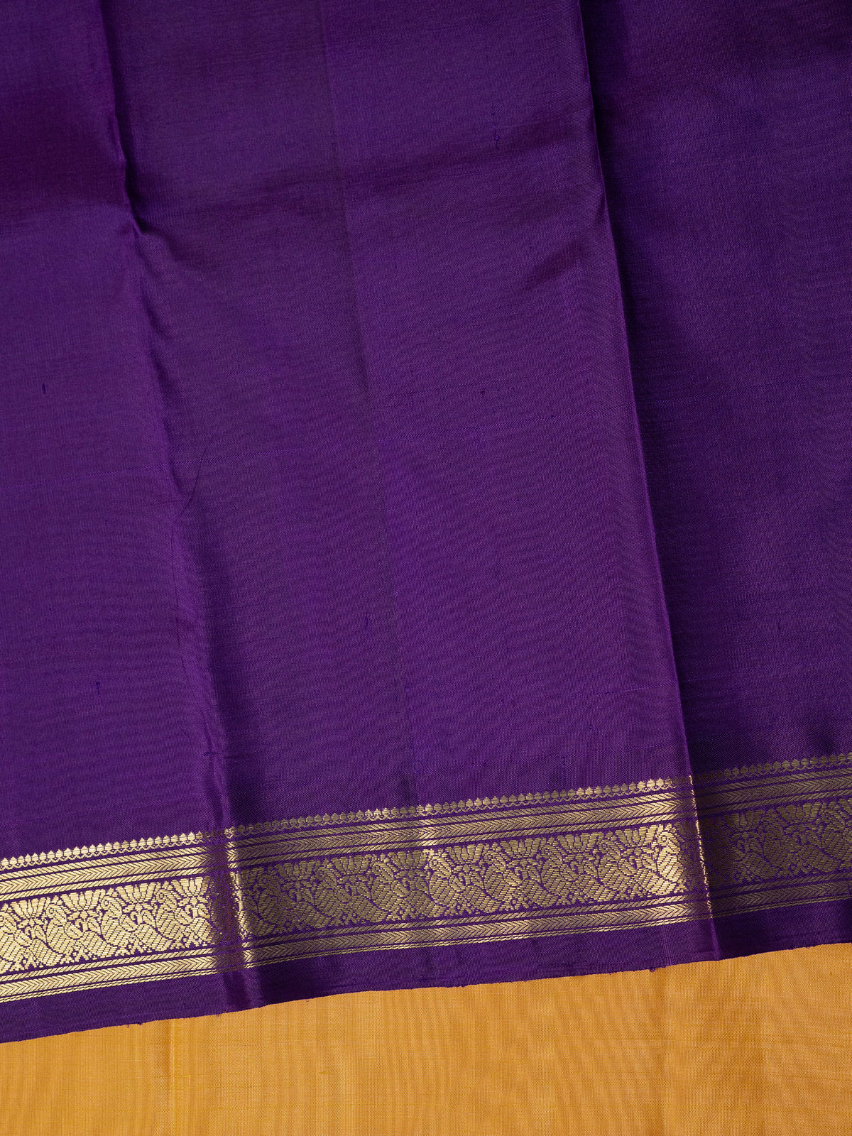 Yellow shot orange and purple small kai korvai border / Kanjipuram Silk Saree CLSA10053