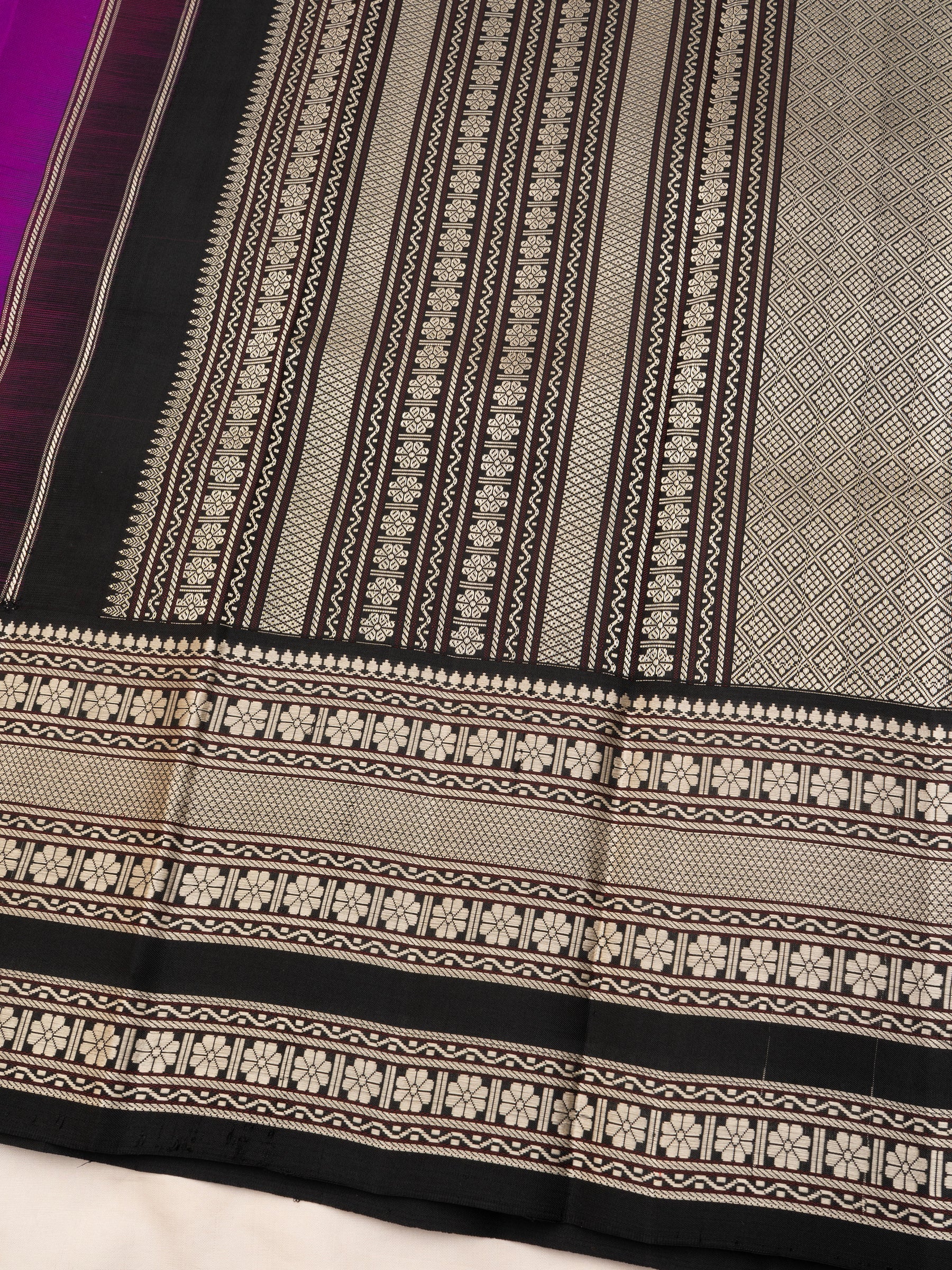 Vadamalli and black varisapet border/ Arani Silk Saree CLSA10205