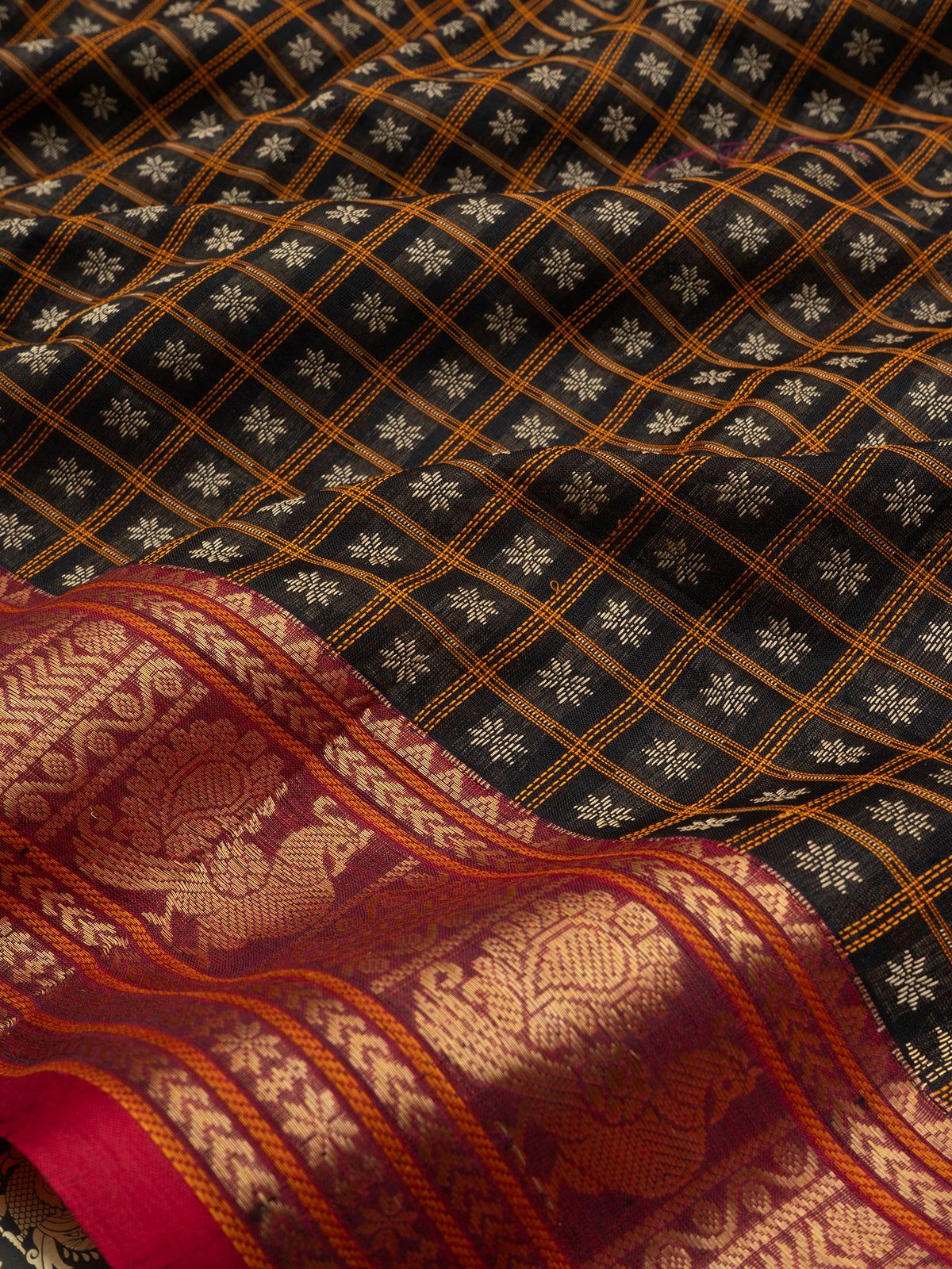 Black lakshambutta/Silk Cotton Saree CLSA10269