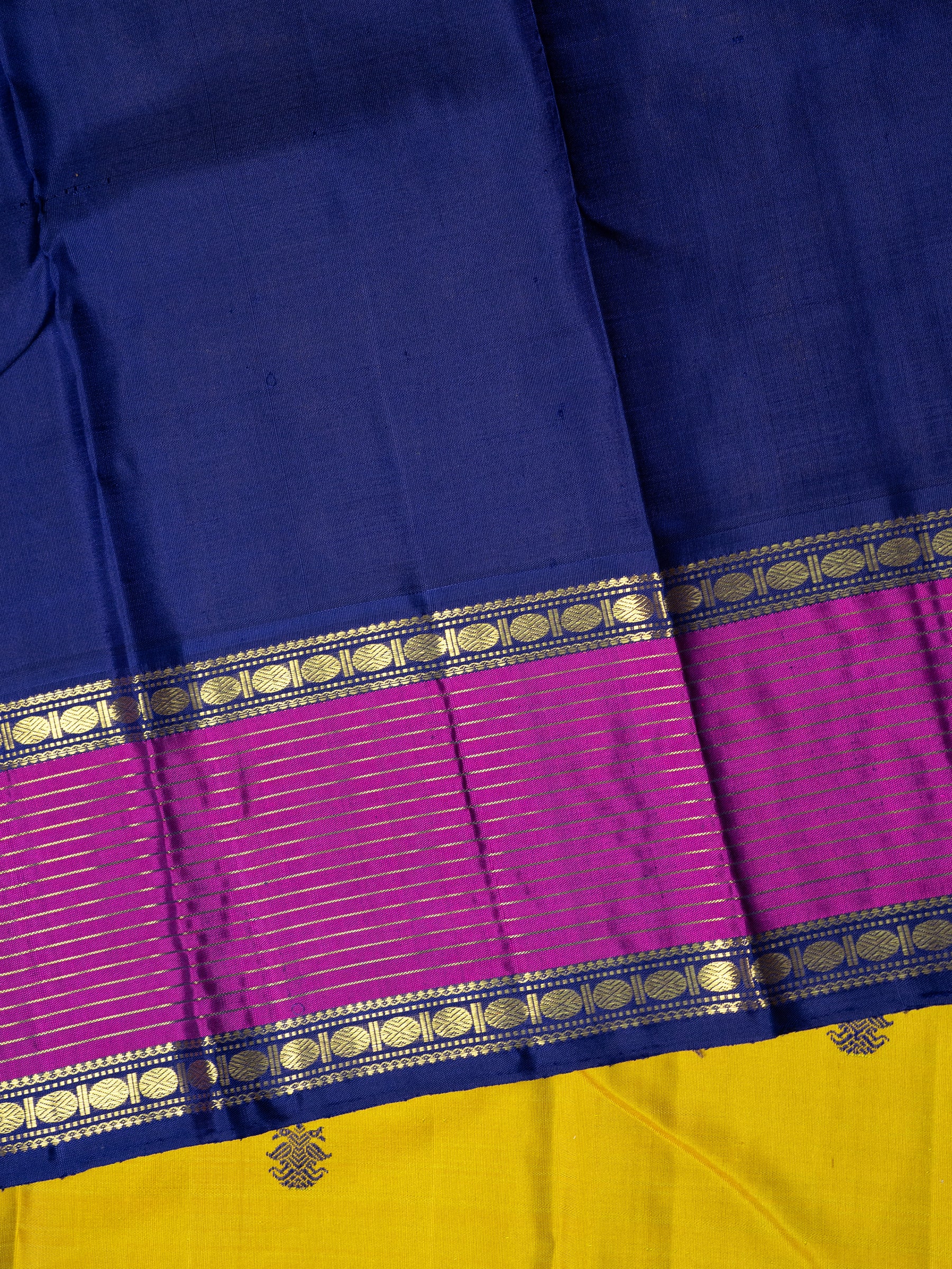 Sampanga Yellow varisapet Korvai Kanjipuram Silk Saree CLSA10381